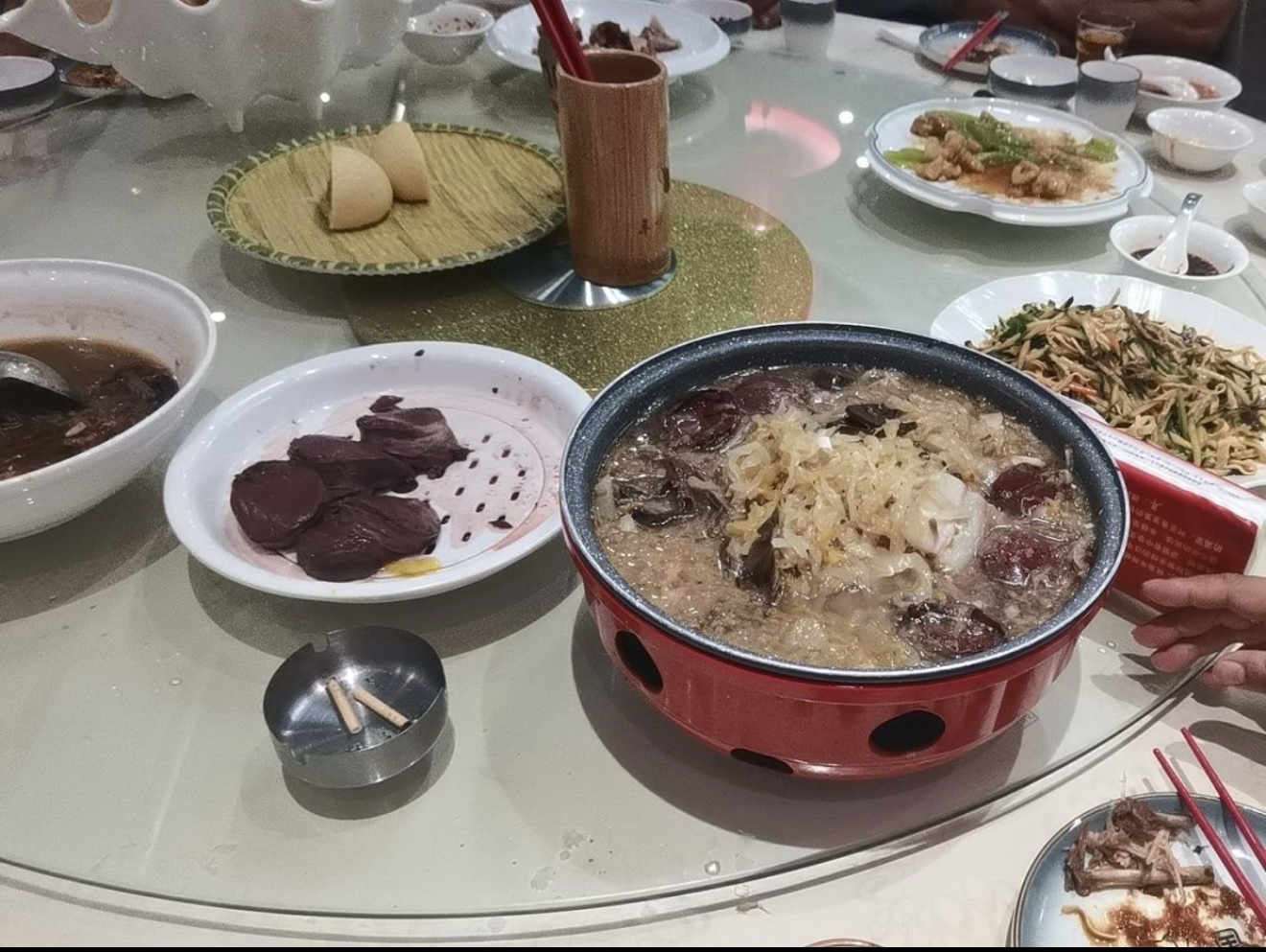 王氏一口猪年味东北菜(东方万达店)