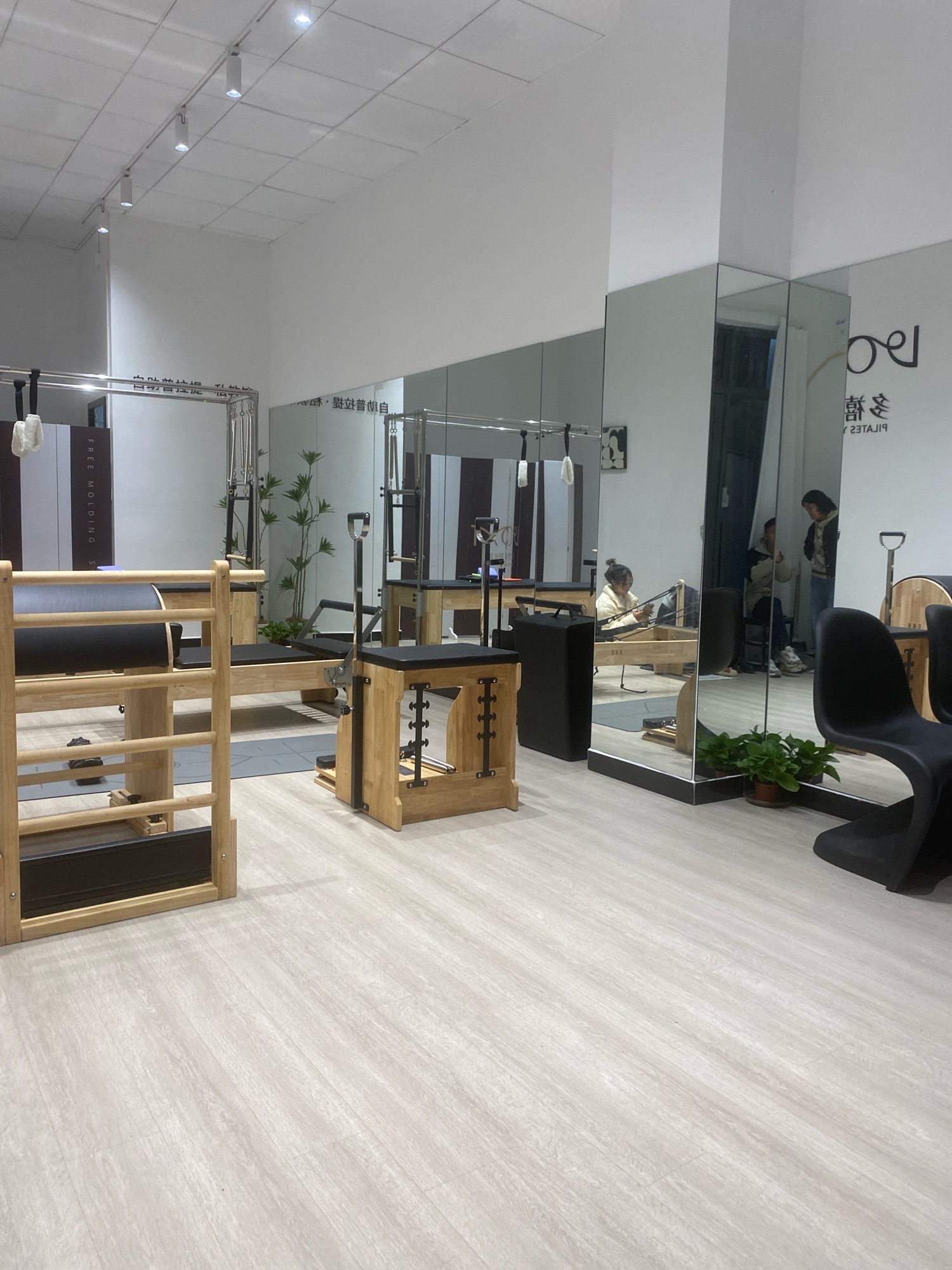 多禧提·普拉提·私教(汨罗店)