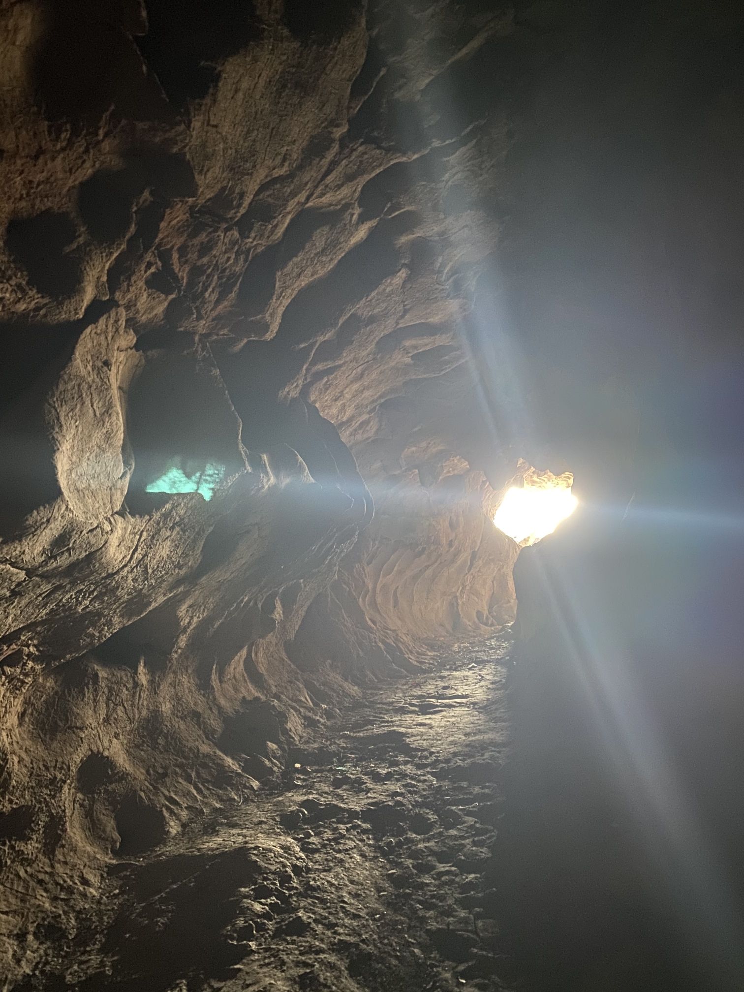 祁王岩旅行图片 2