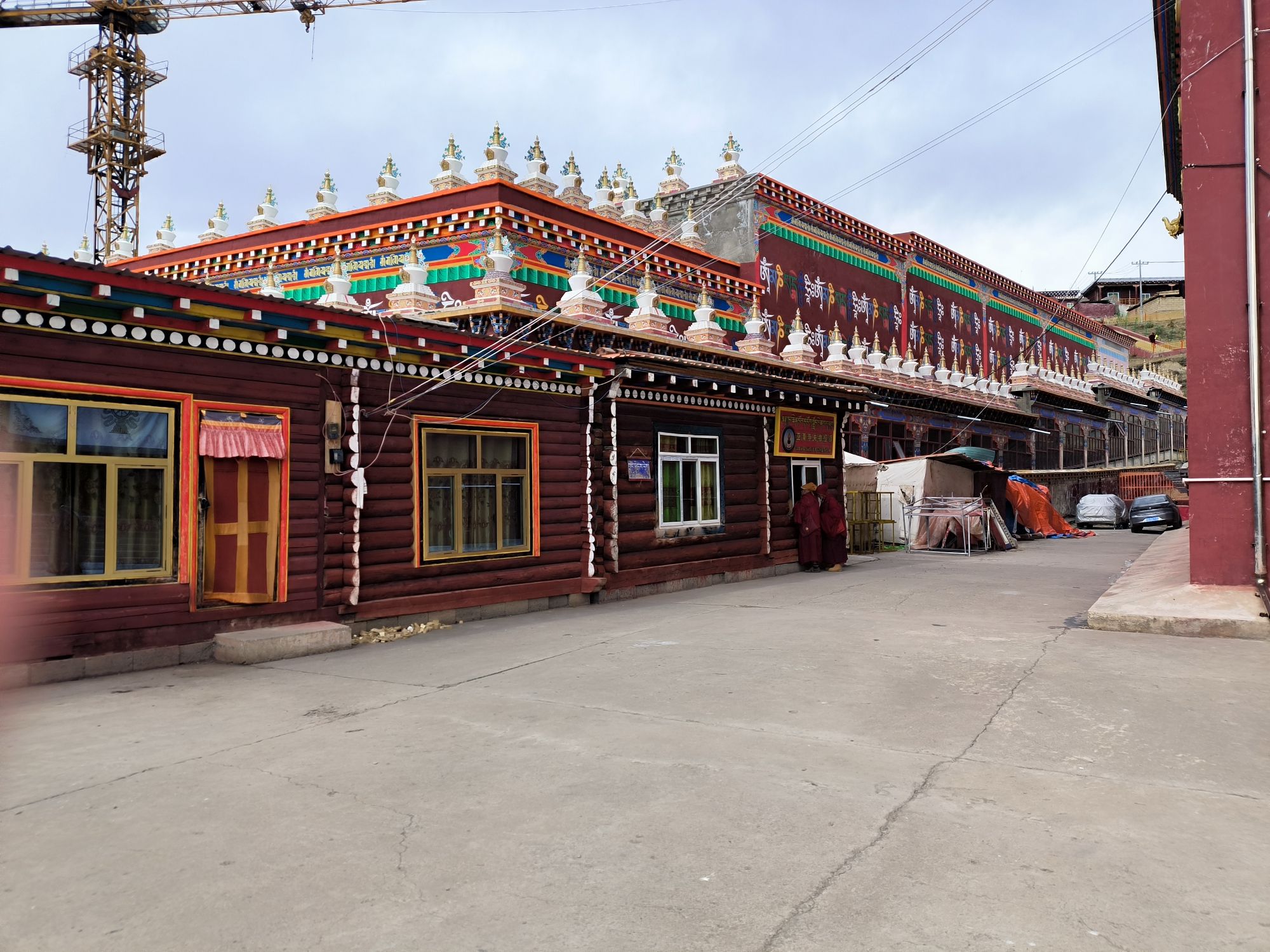 亚青寺观景平台旅行图片 1