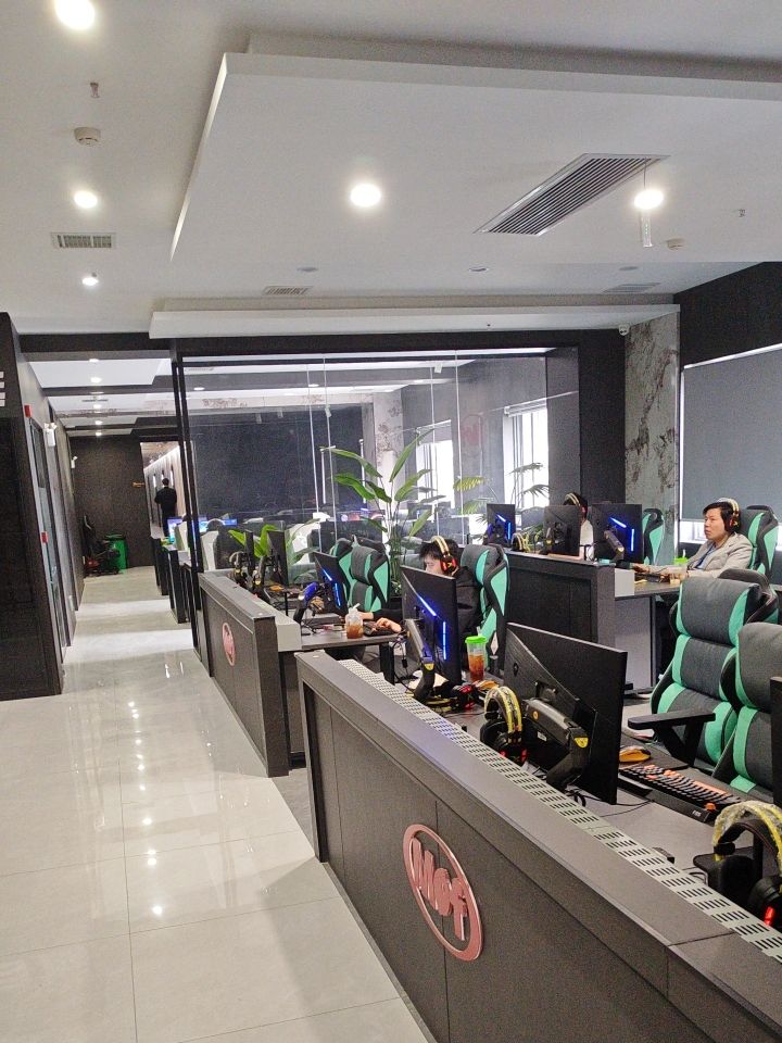 场地封面-摩非电竞(群星城店)