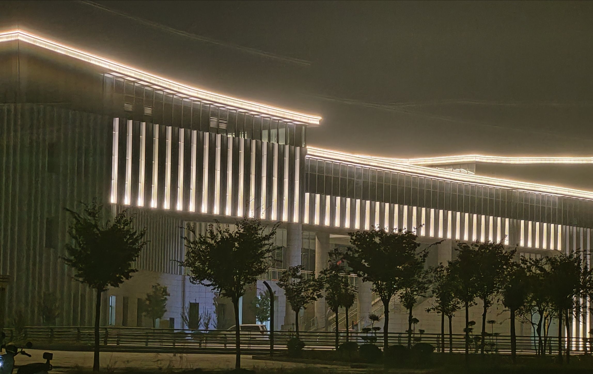 封丘县市民文化广场旅行图片 2