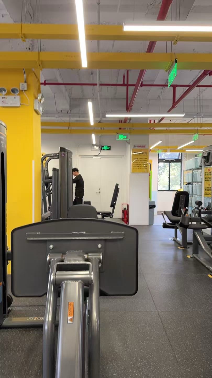 场地封面-发条鸭无人健身房(浦东川沙地铁站店)