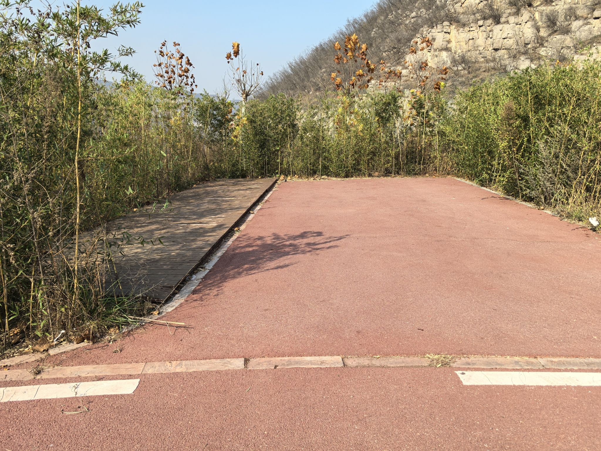 太行一号旅游公路龙鼎湖驿站旅行图片 1