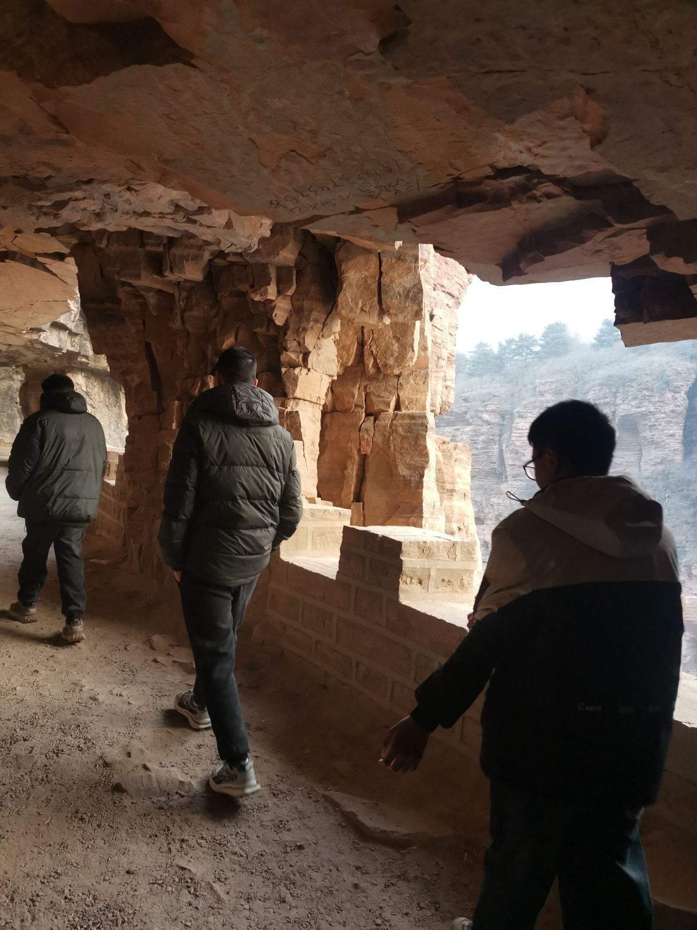 峡沟水库挂壁公路旅行图片 3