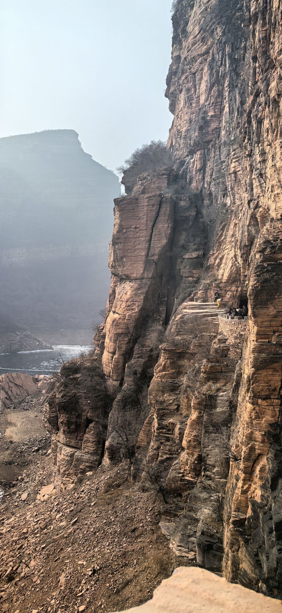 峡沟水库挂壁公路旅行图片 1
