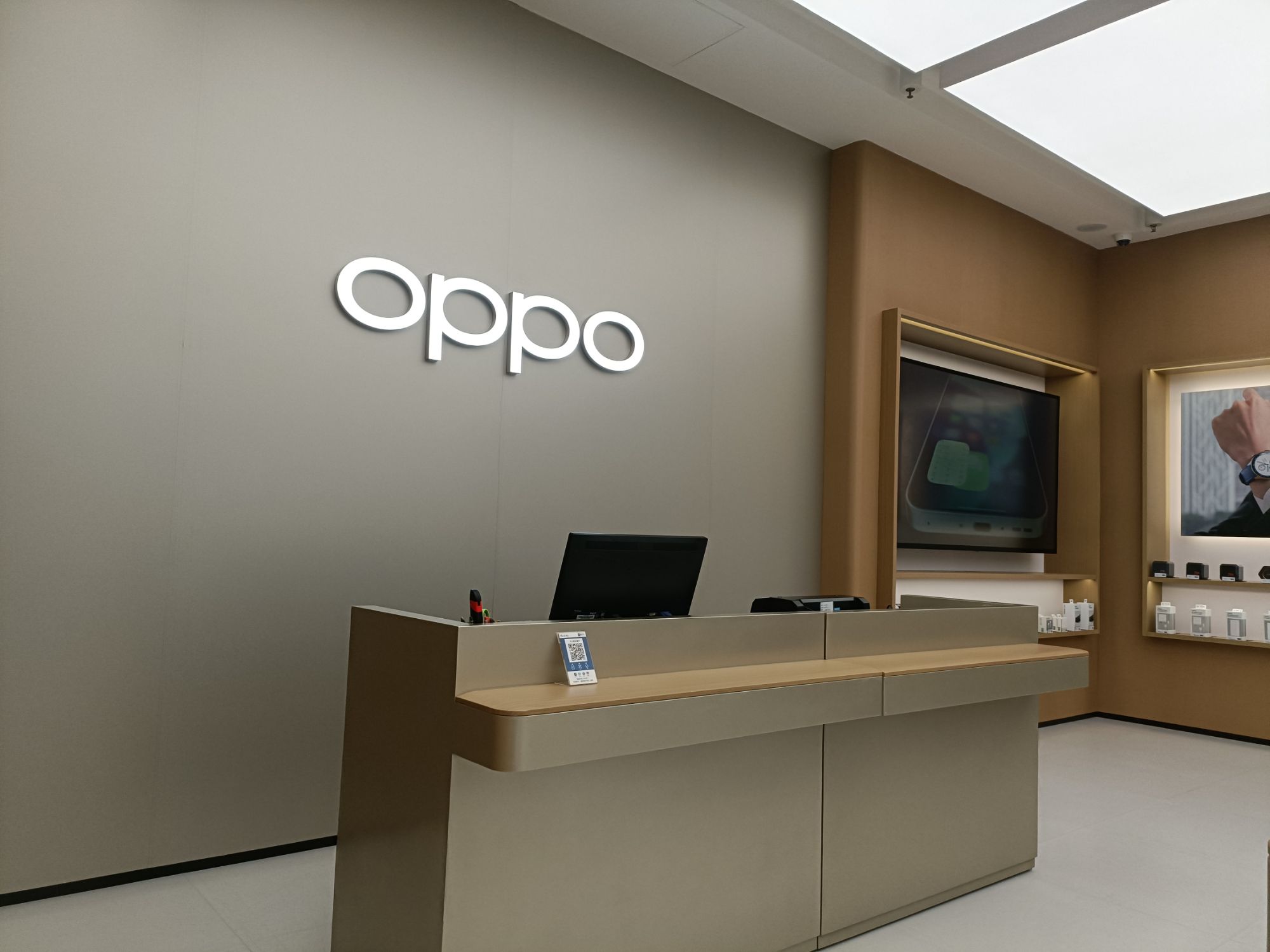 OPPO官方授权体验店(淮安淮安区吾悦广场店)