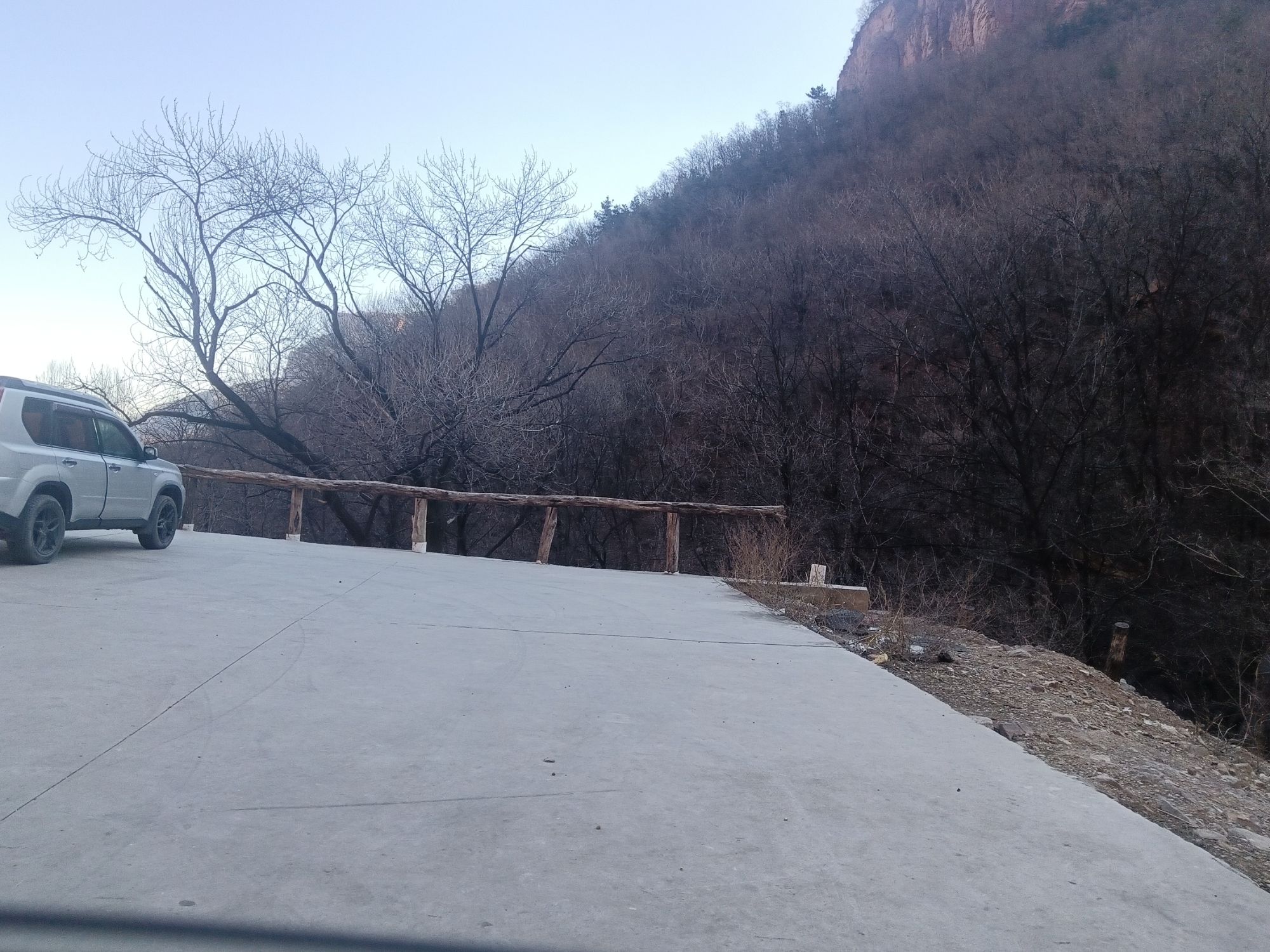 蘑菇洞旅行图片 1