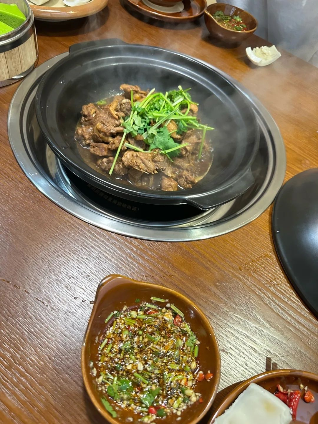 老琼州枫木香草鸭(日月湾店)