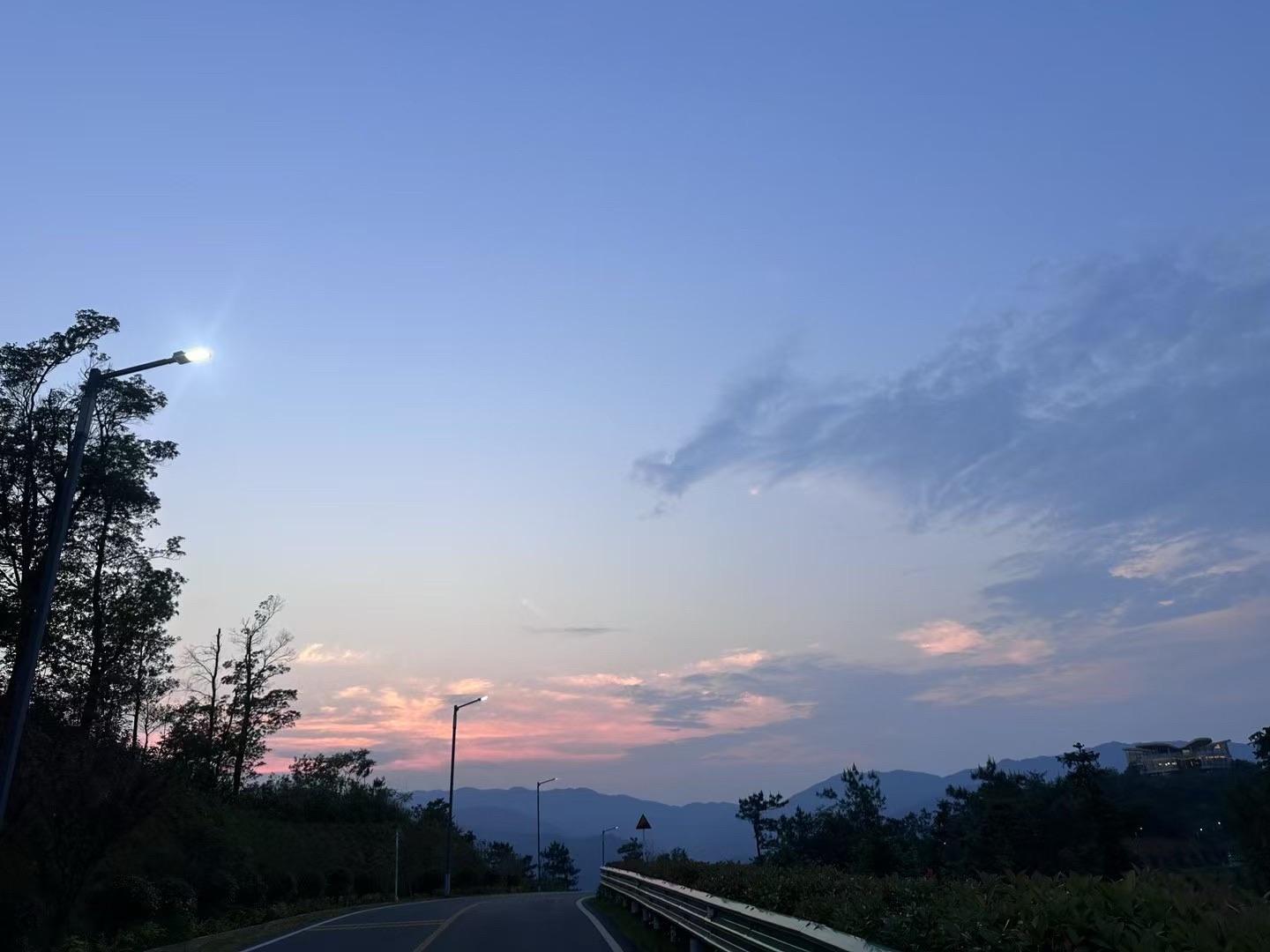 蟠龙峰景区旅行图片 1