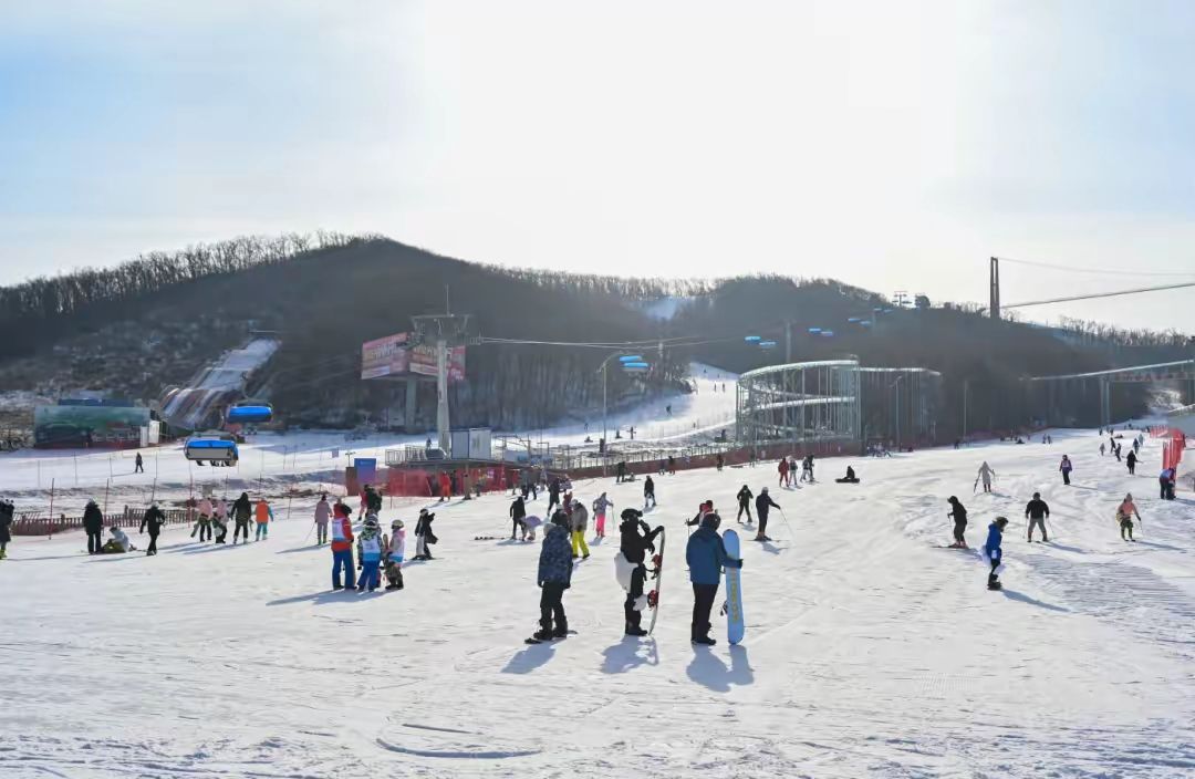 长春莲花山冰雪欢乐谷旅行图片 2