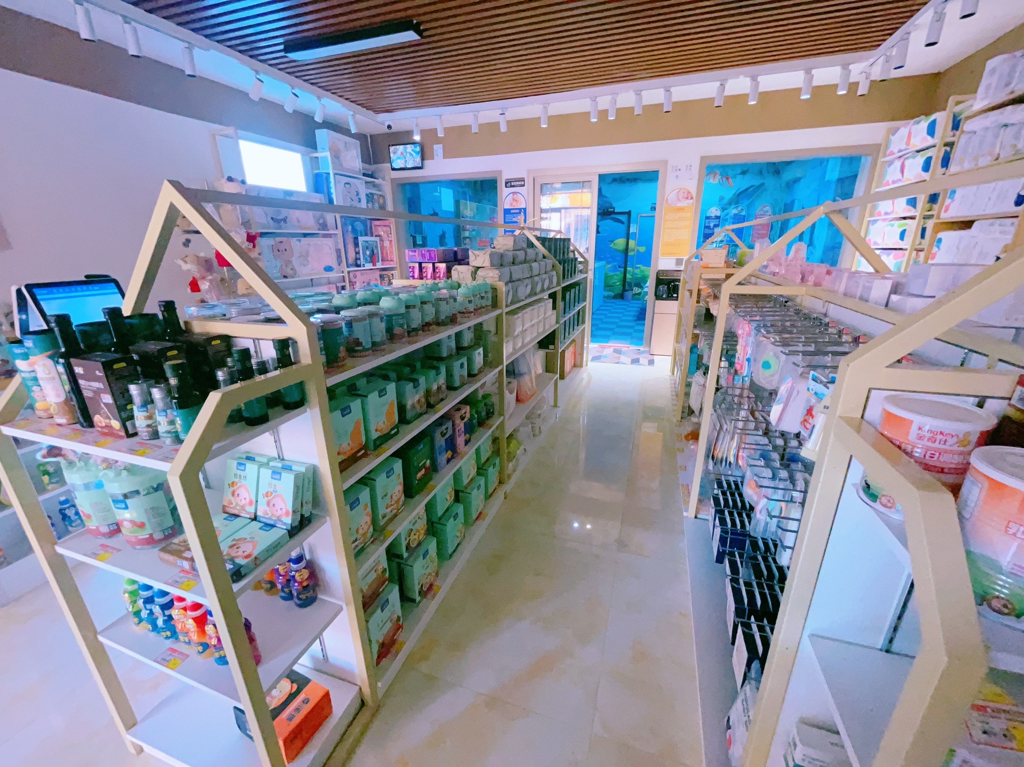 皇家孕婴母婴生活馆(民乐店)
