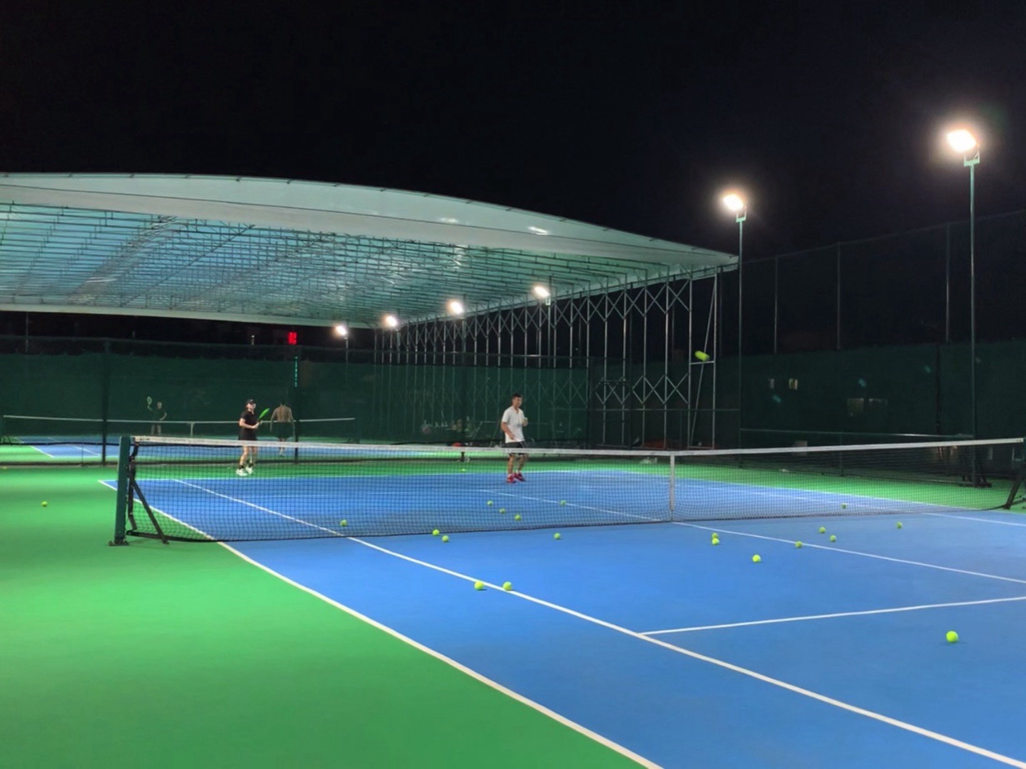 场地封面-乐马网球