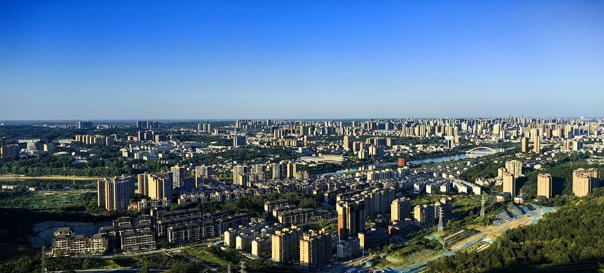 贤山8峰旅行图片