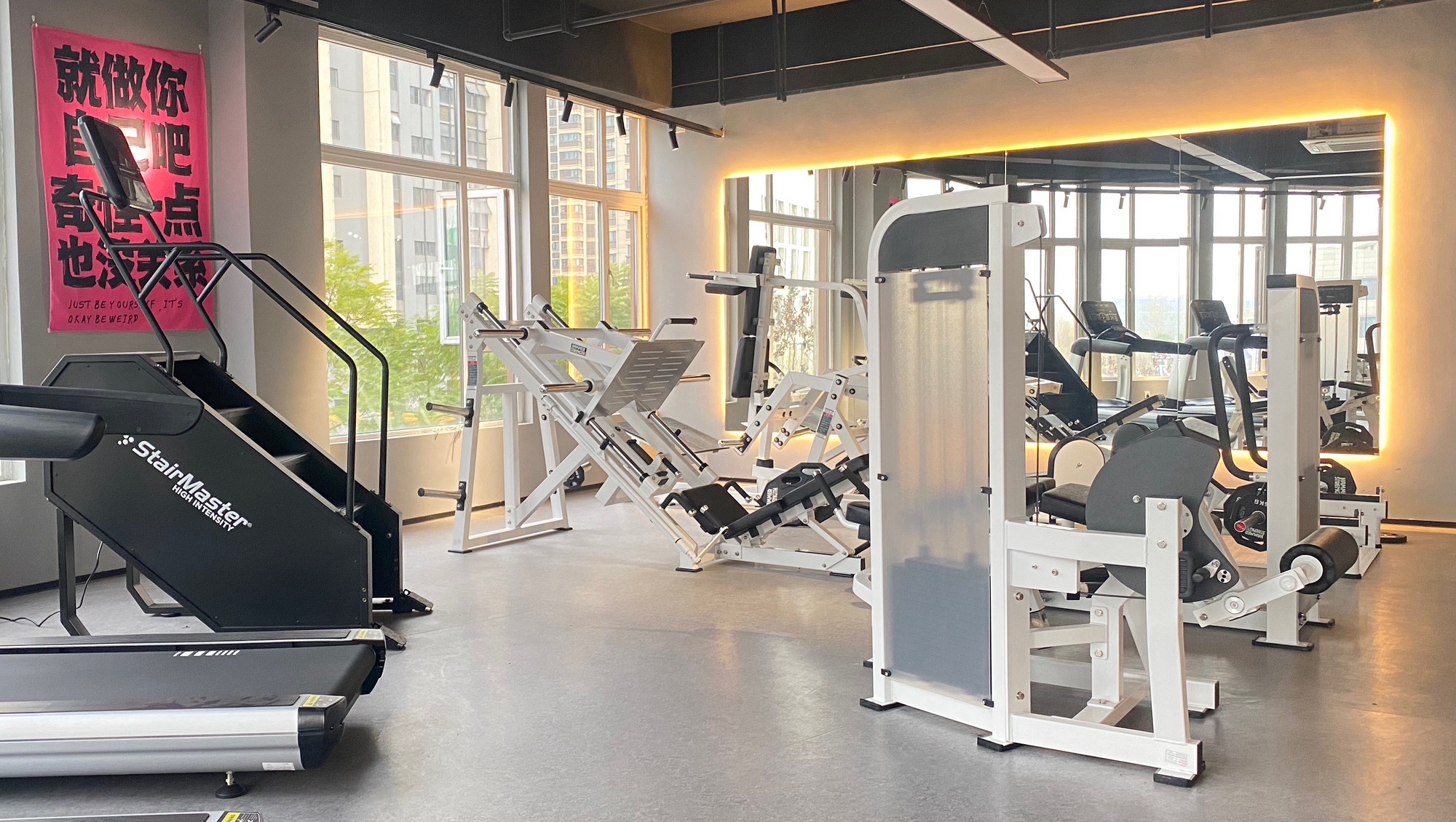 场地封面-熊猫拿铁健身中心铁馆