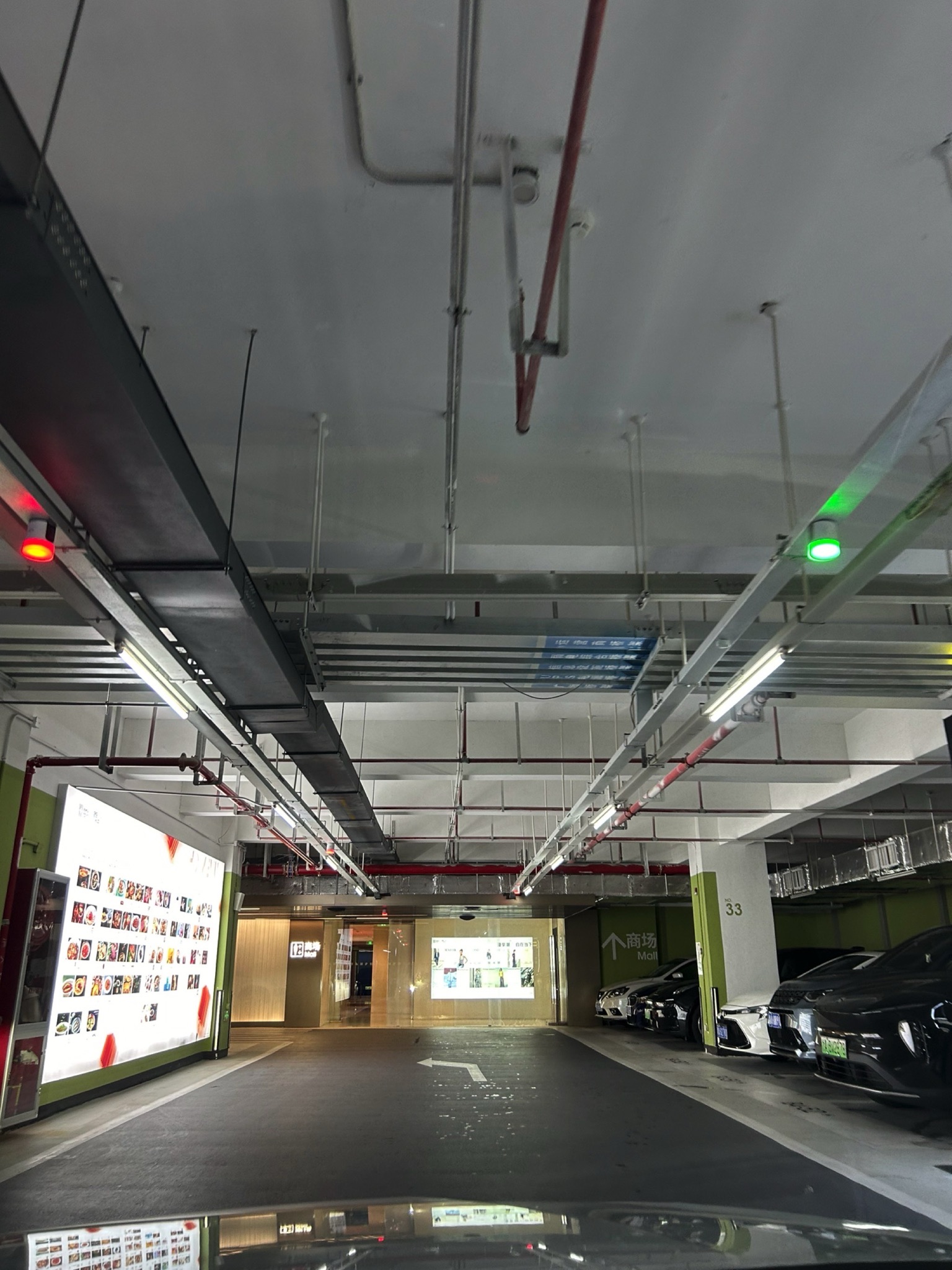 杭州中心地下停车场(出入口)