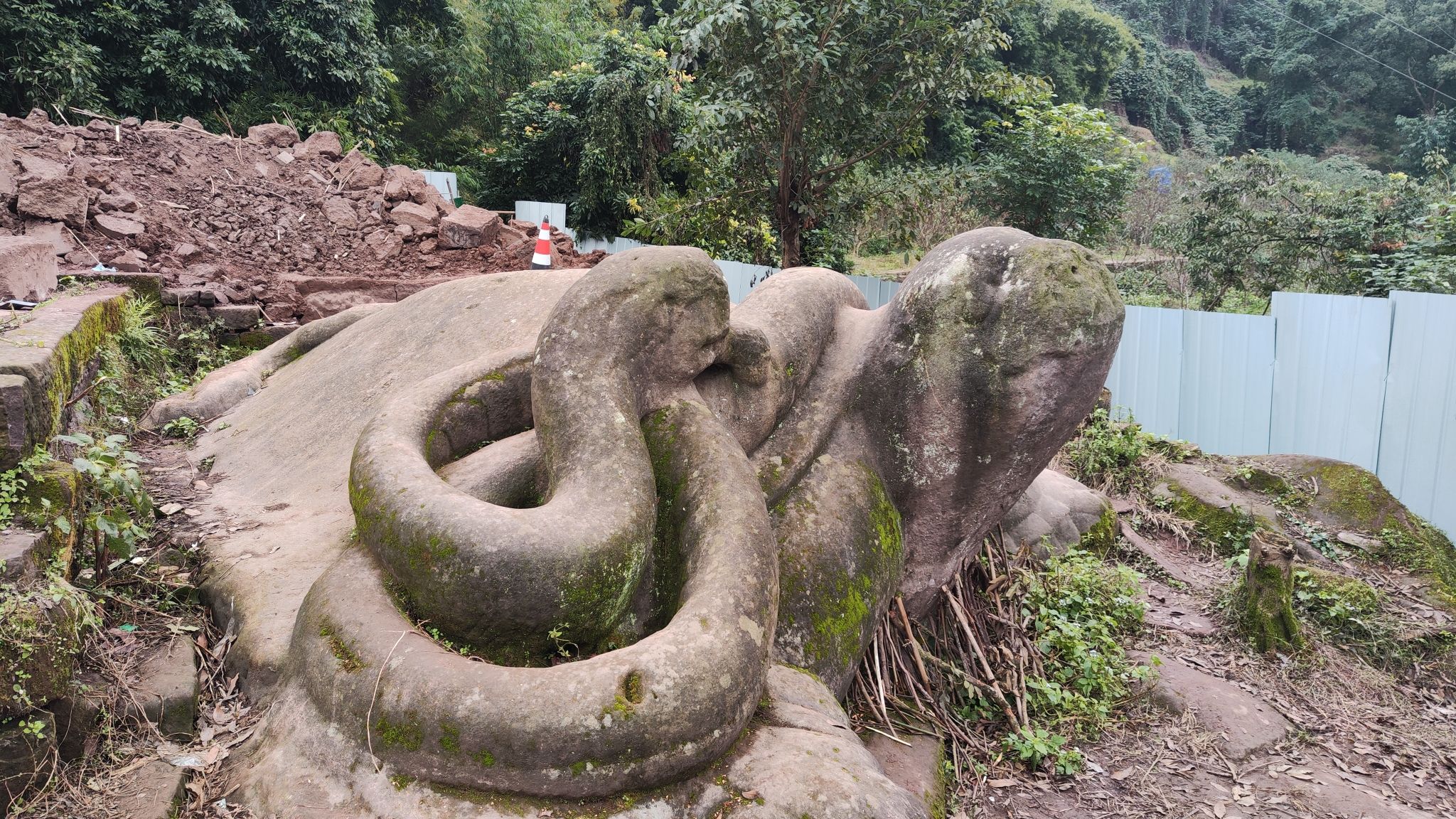 神臂城玄武造像旅行图片 1