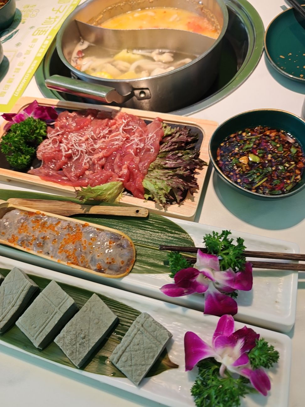 椰子物语椰子鸡·糟粕醋·海鲜火锅(天涯海角店)