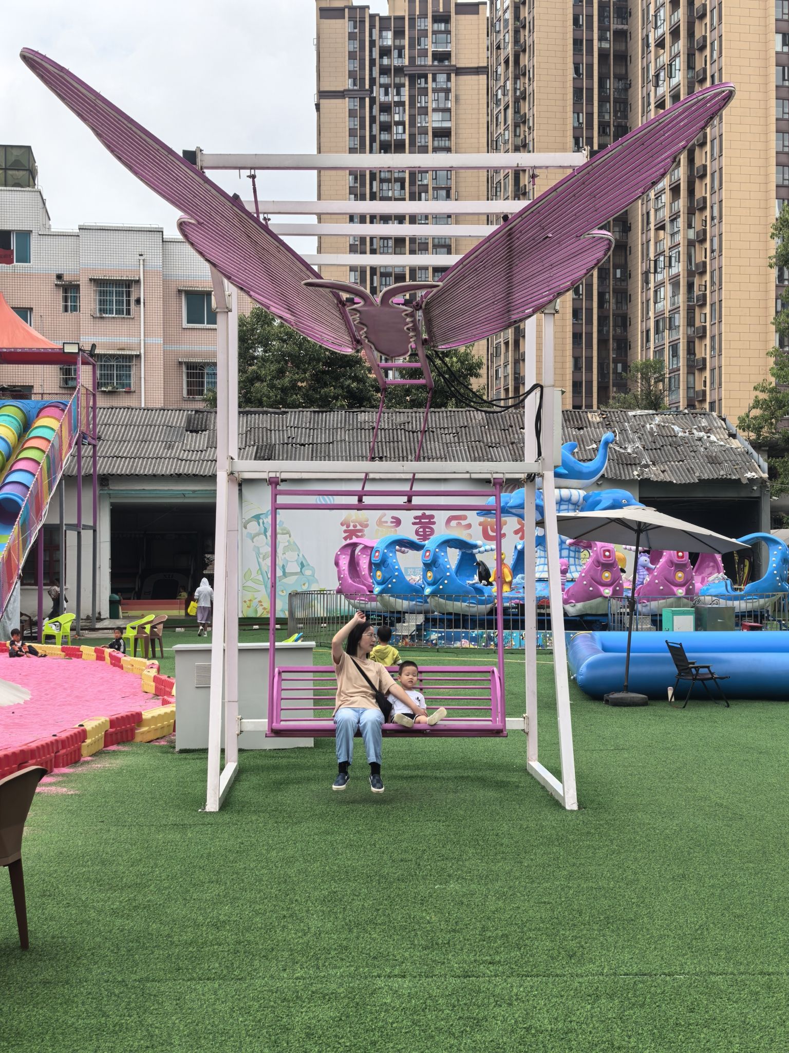 七彩贝贝亲子儿童乐园