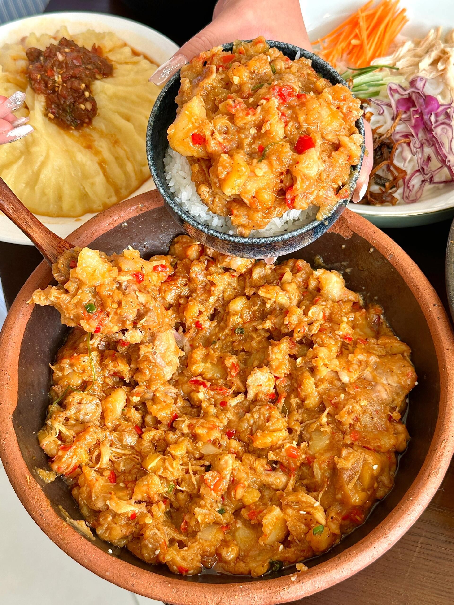 去畔丹食野云贵餐厅(南昌T16购物中心店)