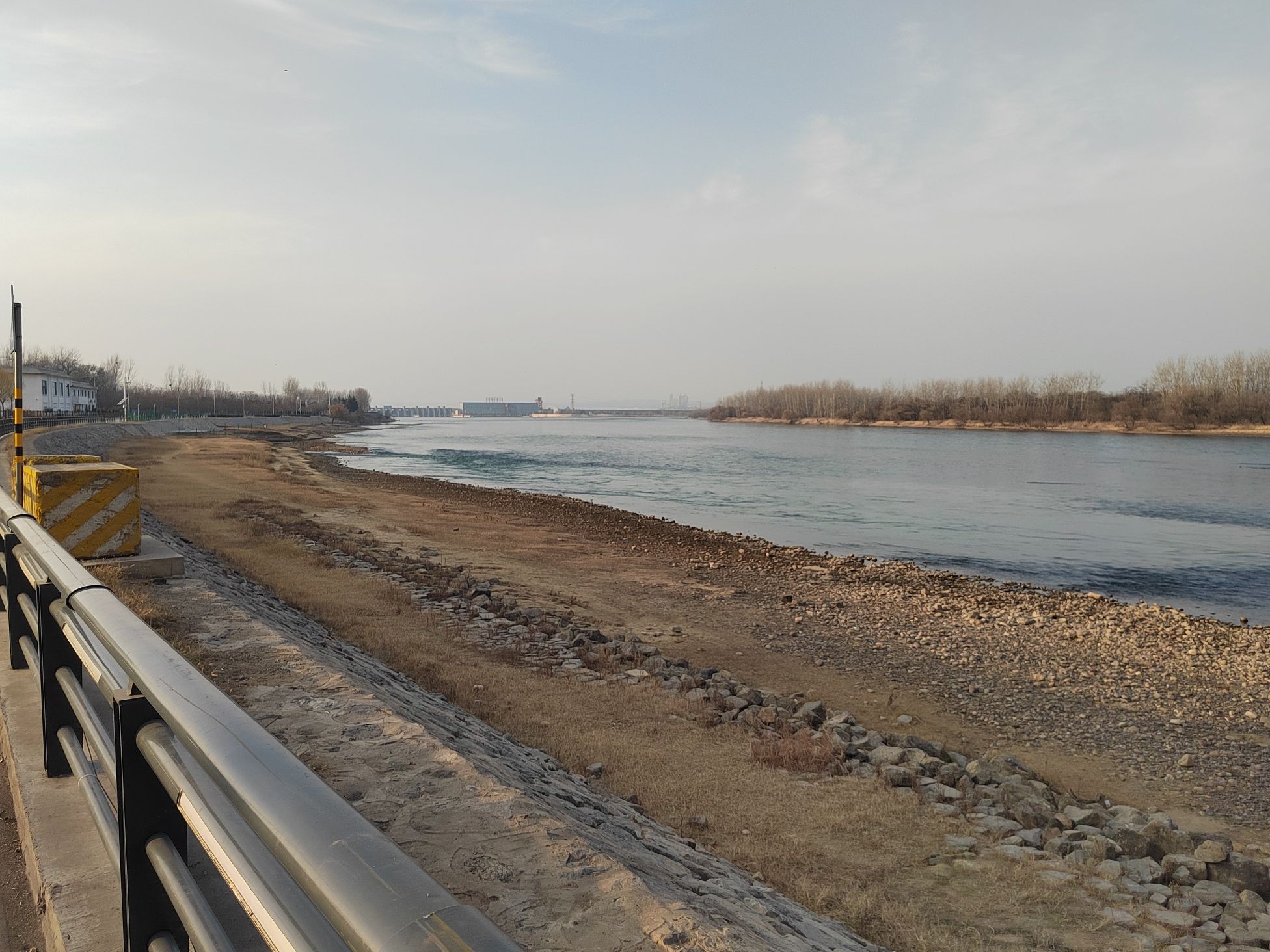 黄河石头滩旅行图片 3