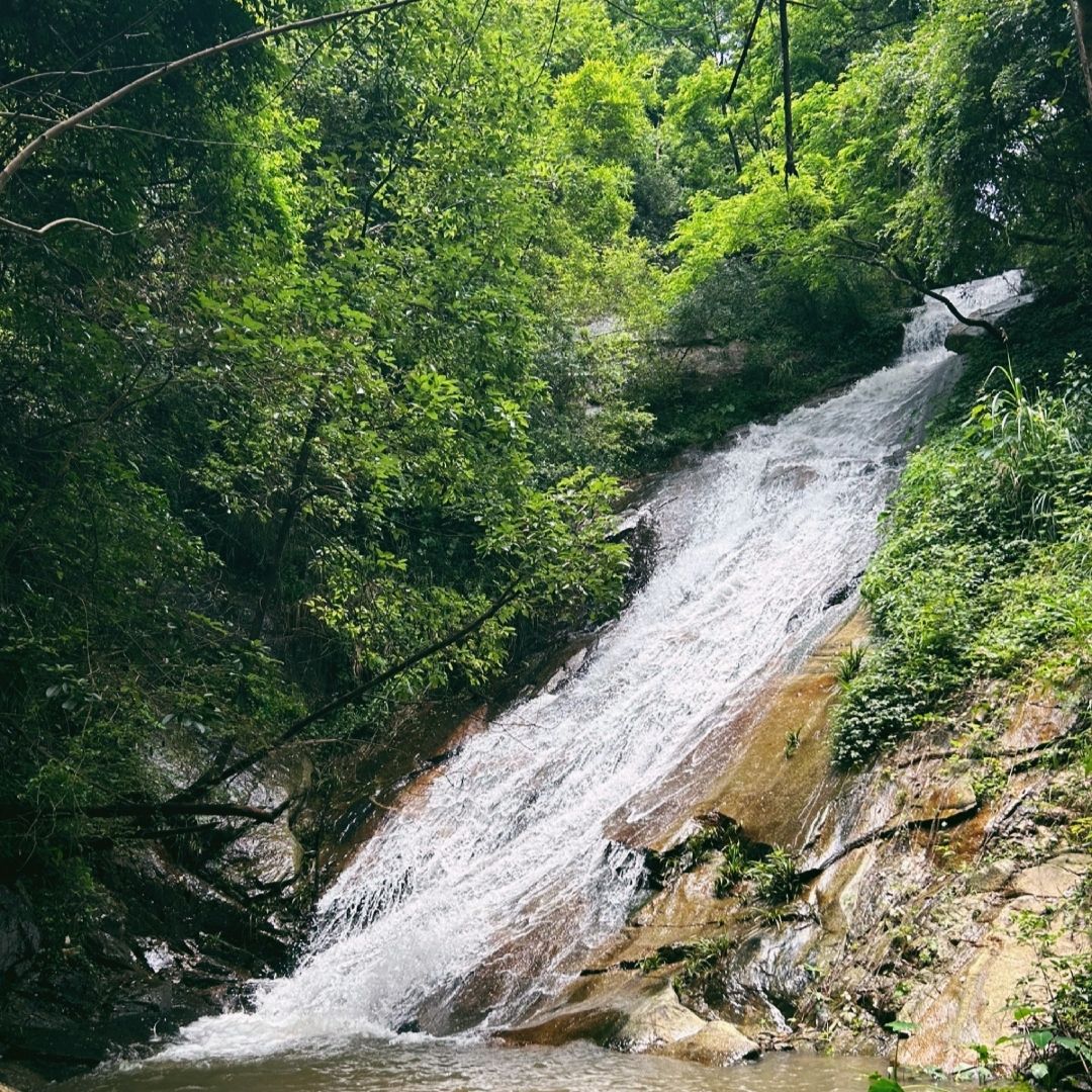 群龙瀑布旅行图片