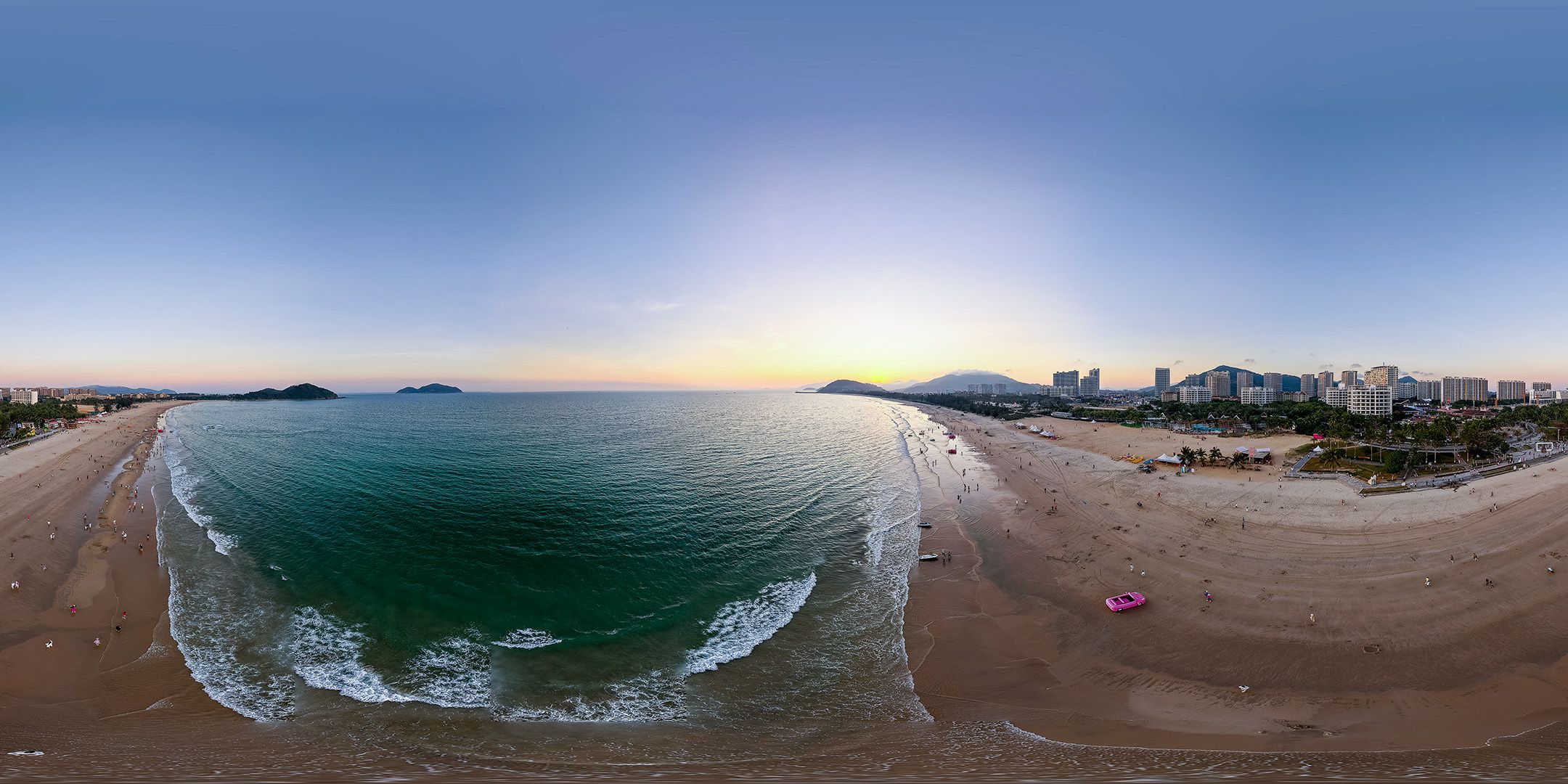 热浪沙滩