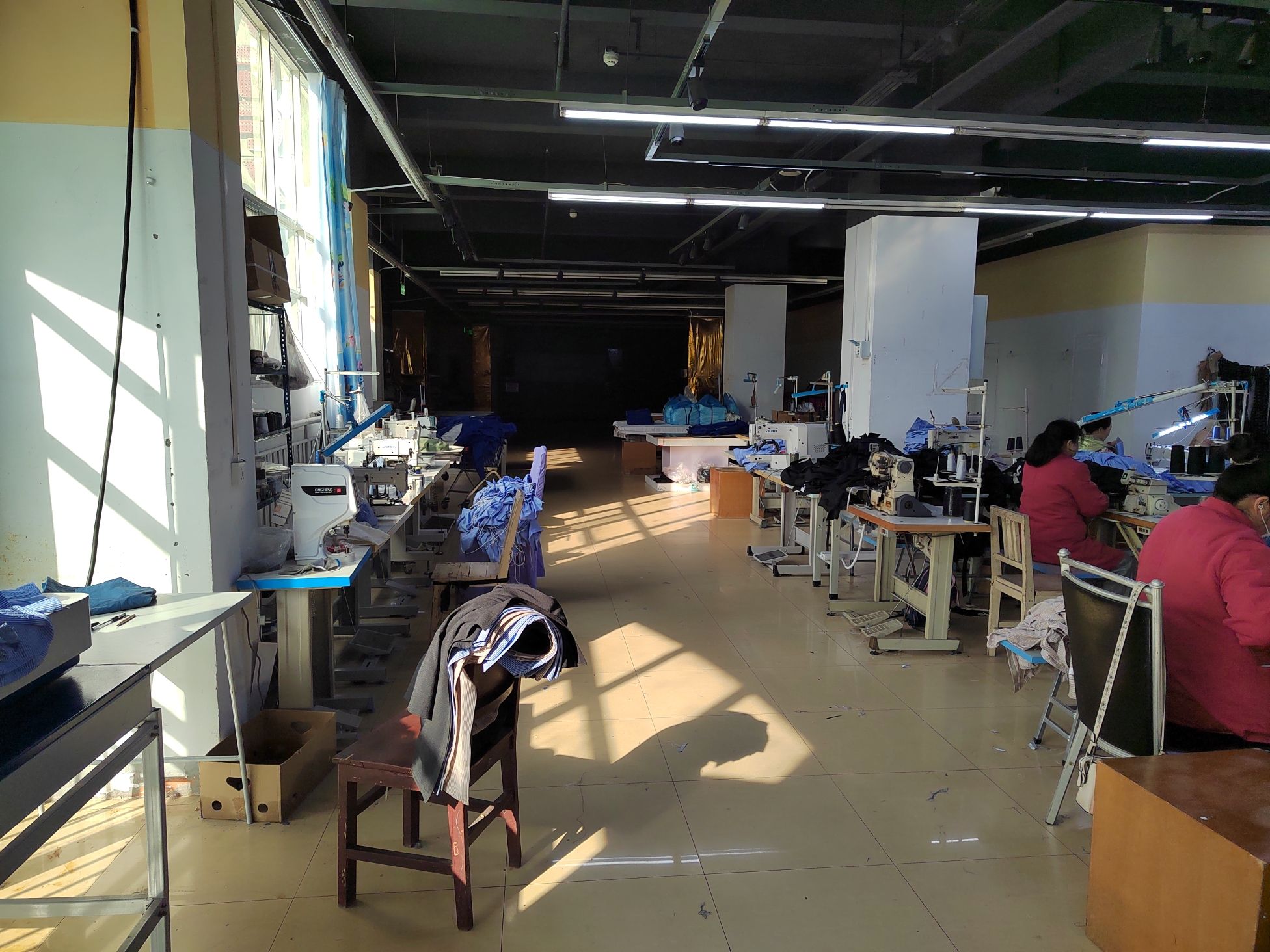 湖北锦领服饰有限公司