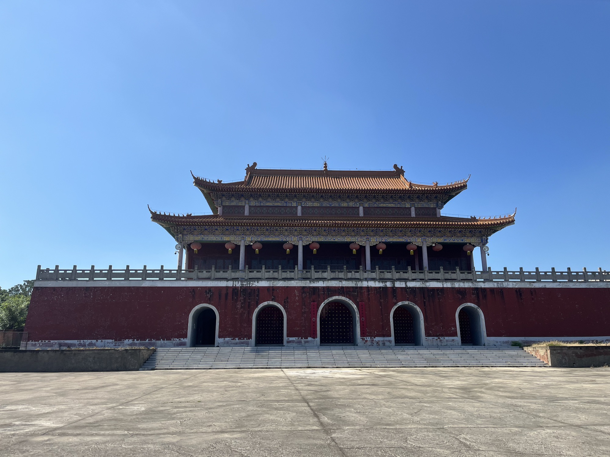 报恩殿实景照片