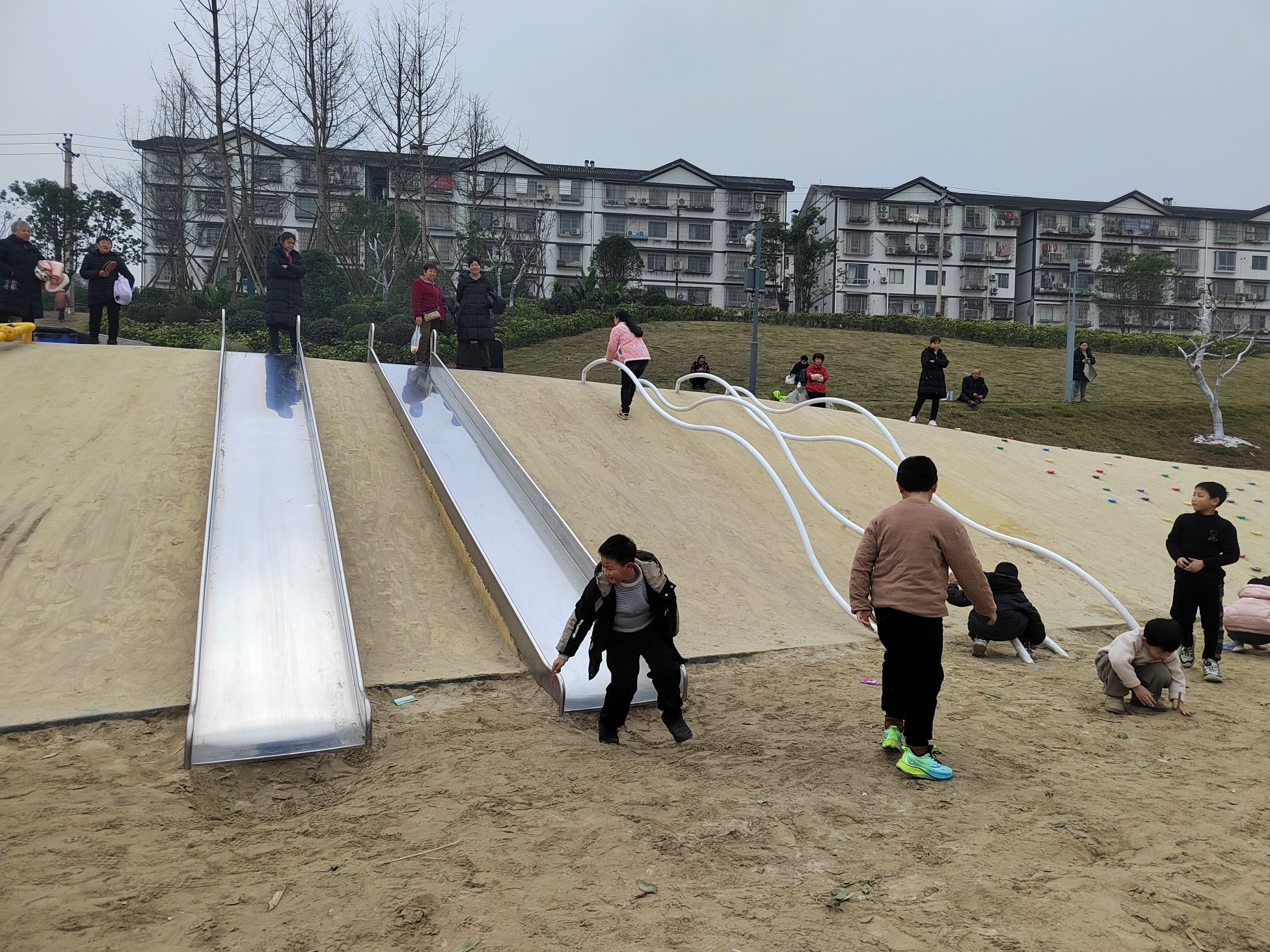 酒谷湖公园旅行图片 1