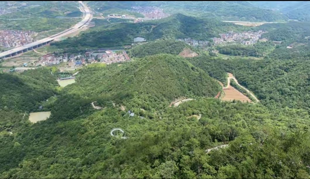 梨川漫谷·飘雪世界旅行图片 3