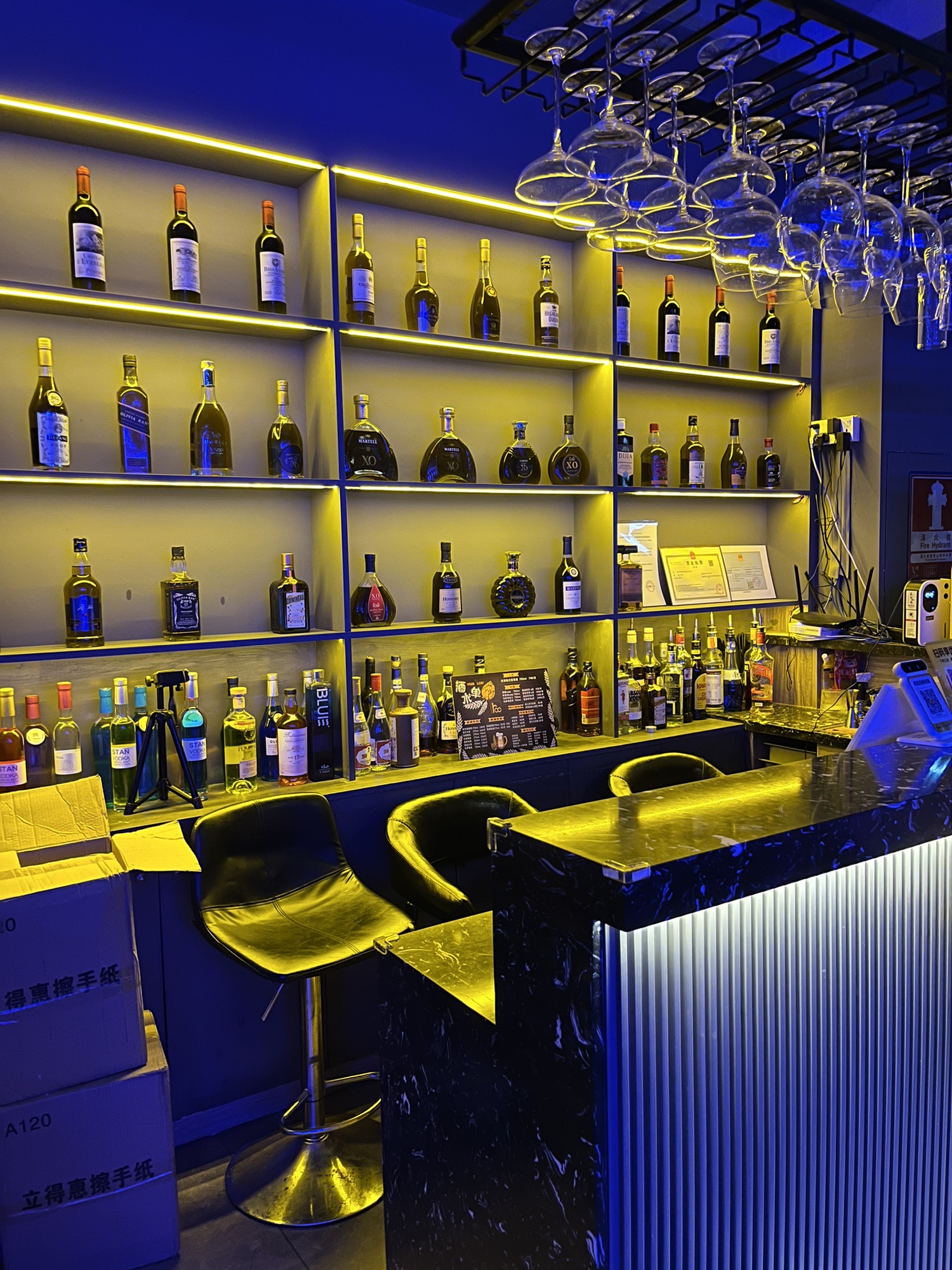 场地封面-H.8音乐酒馆