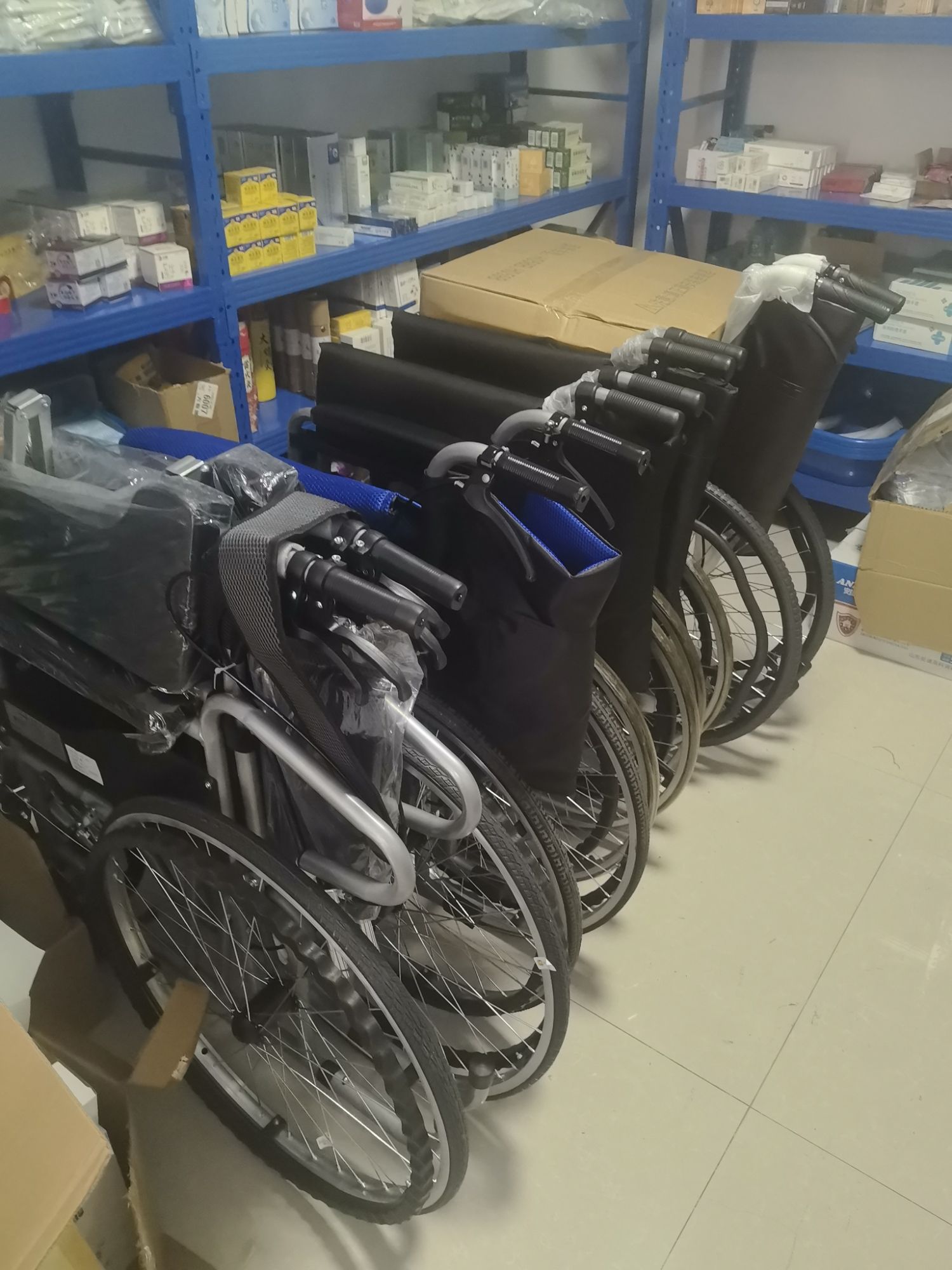 宜诚医疗器械呼吸机制氧机雾化器轮椅拐杖助听器