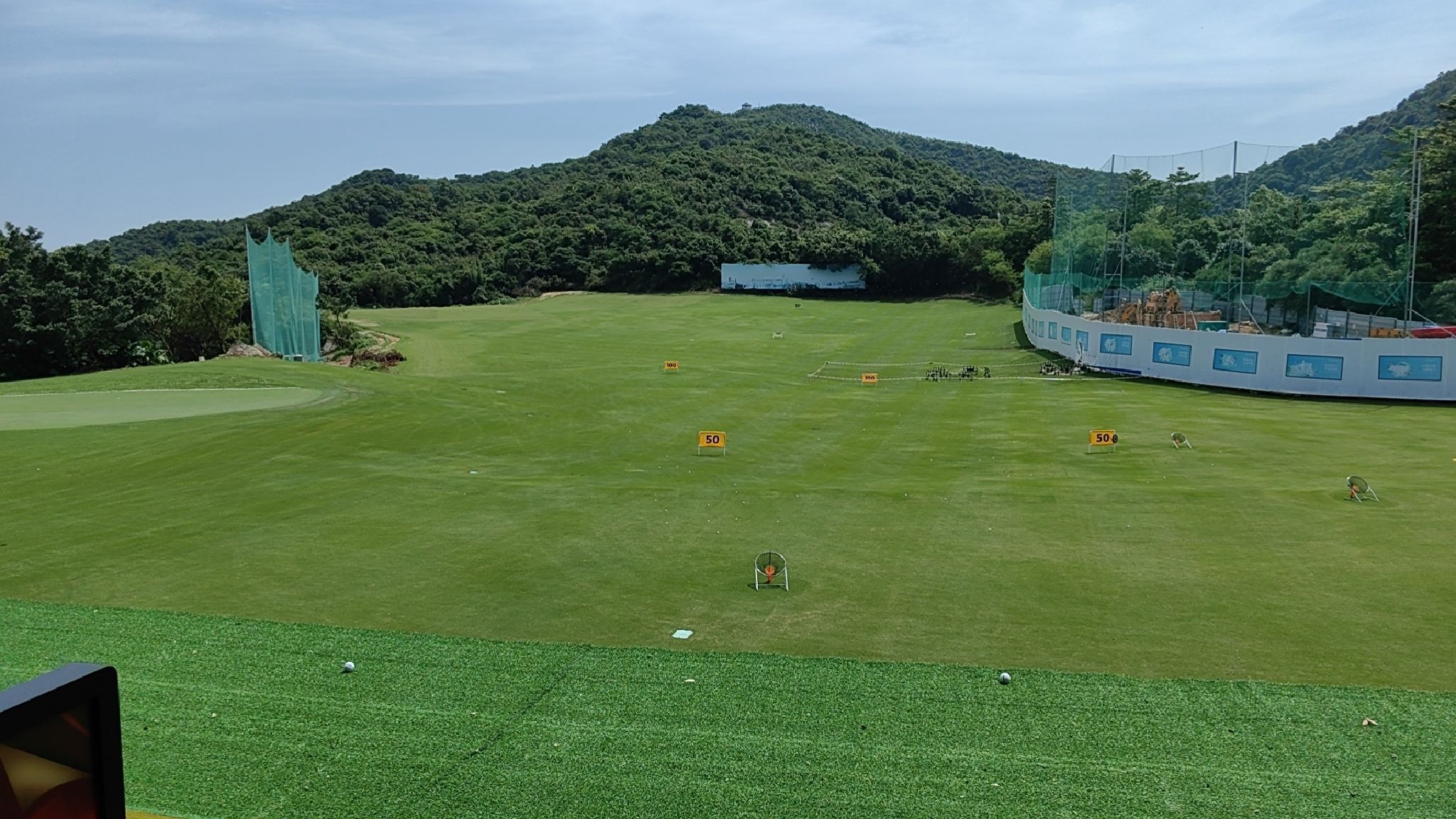 场地封面-安富祥高尔夫练习场