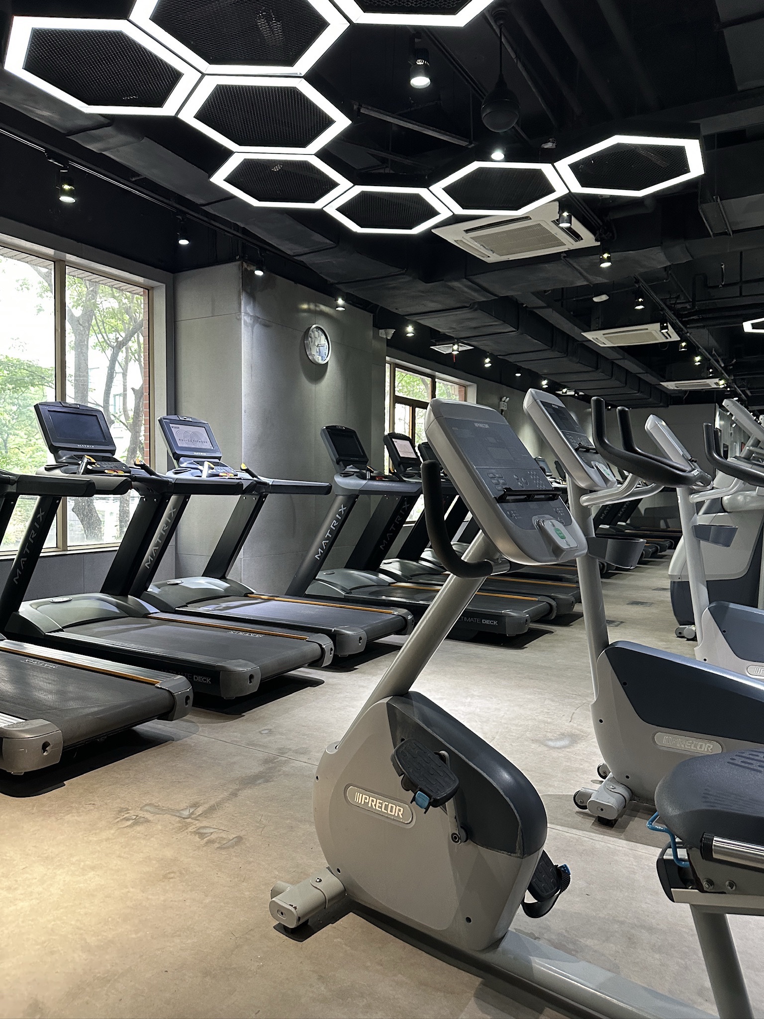 场地封面-瑞竑健身(东方剑桥店)