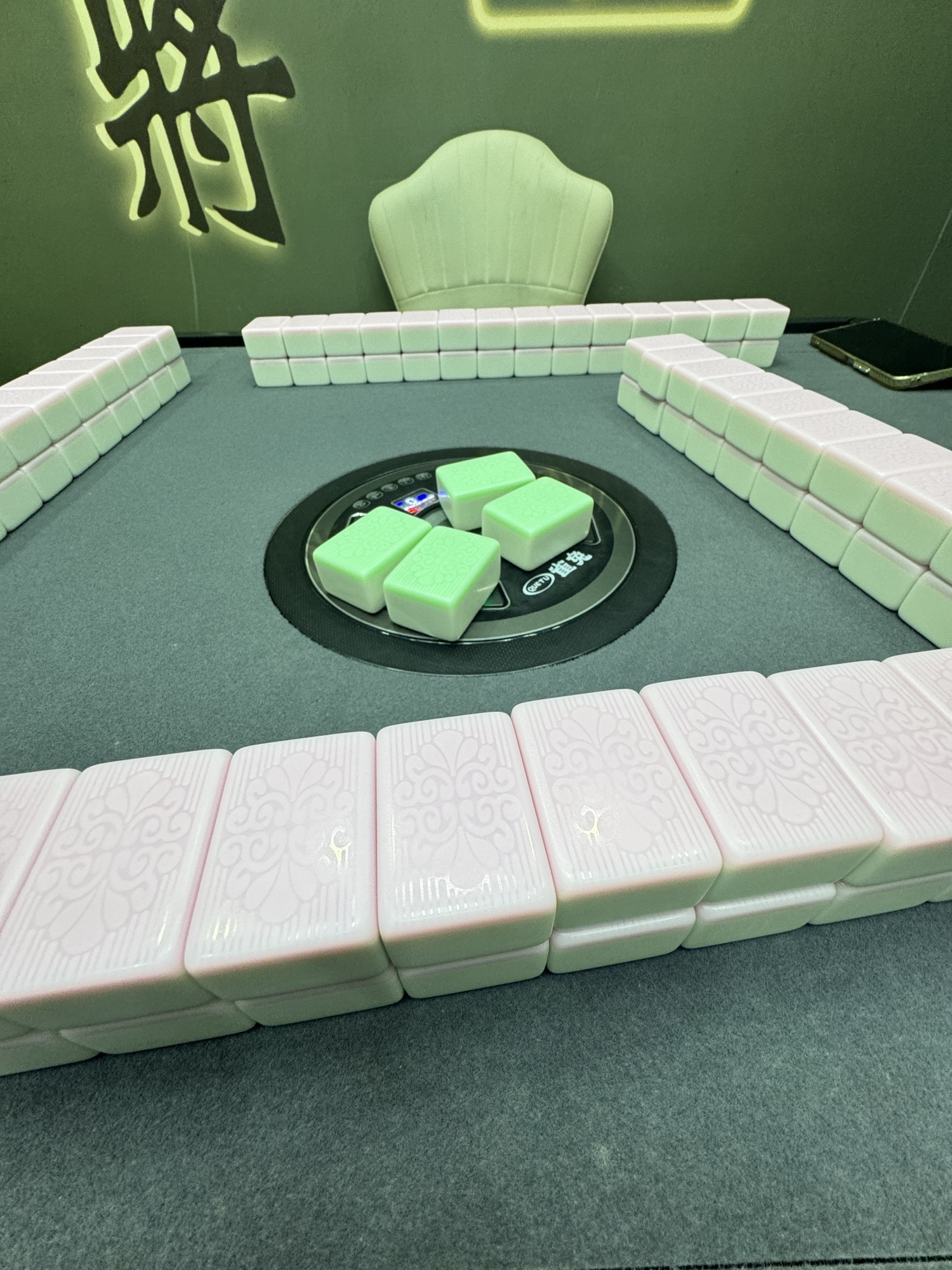 场地封面-雀兔24H自助棋牌室(南山龙井店)