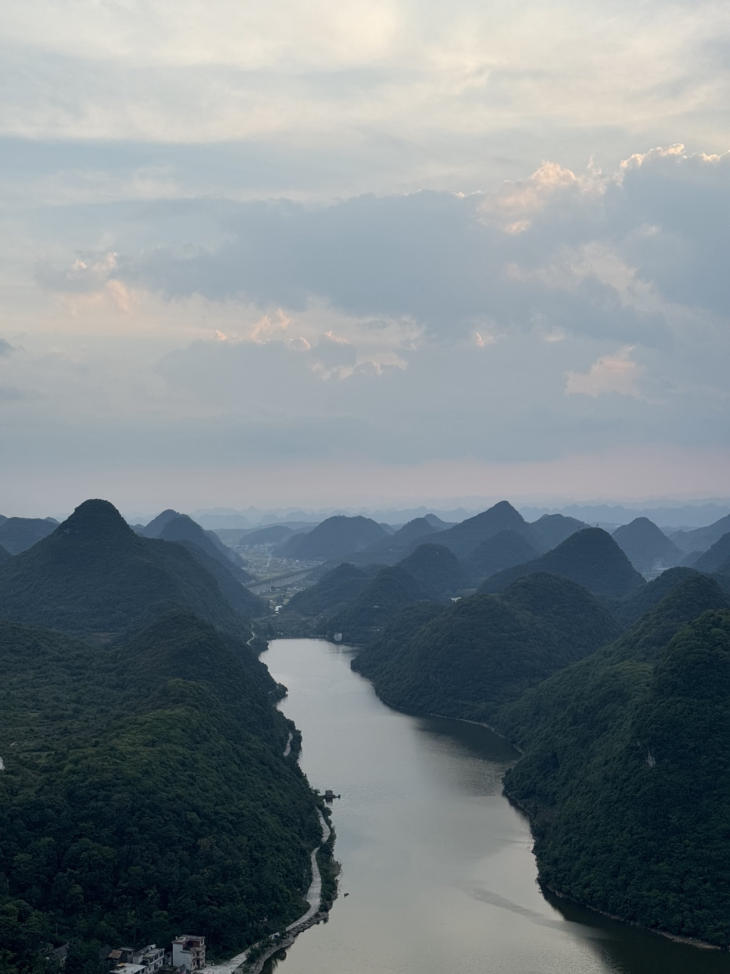 河万村万峰顶旅行图片 1