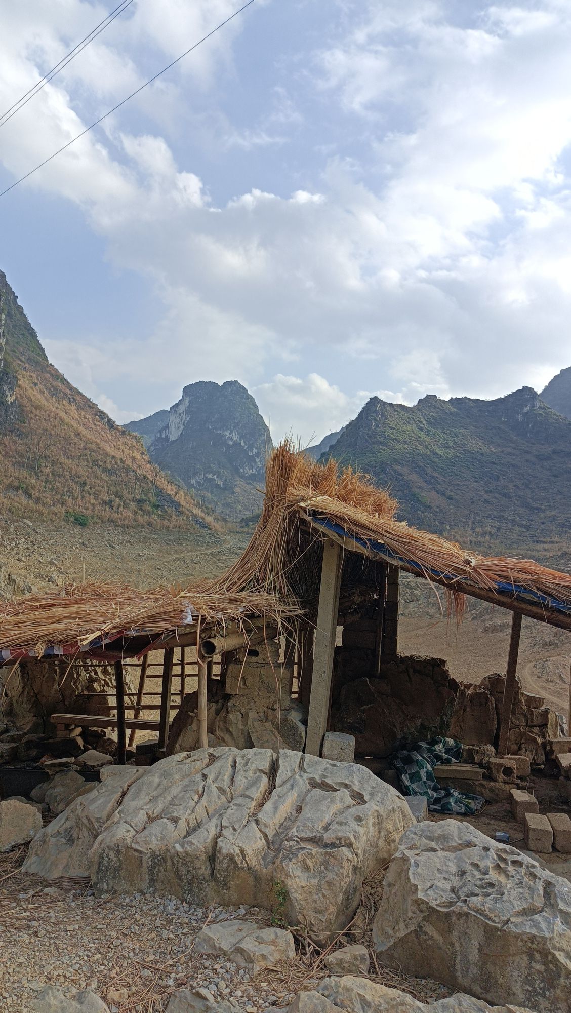 东孟天坑群旅行图片 2