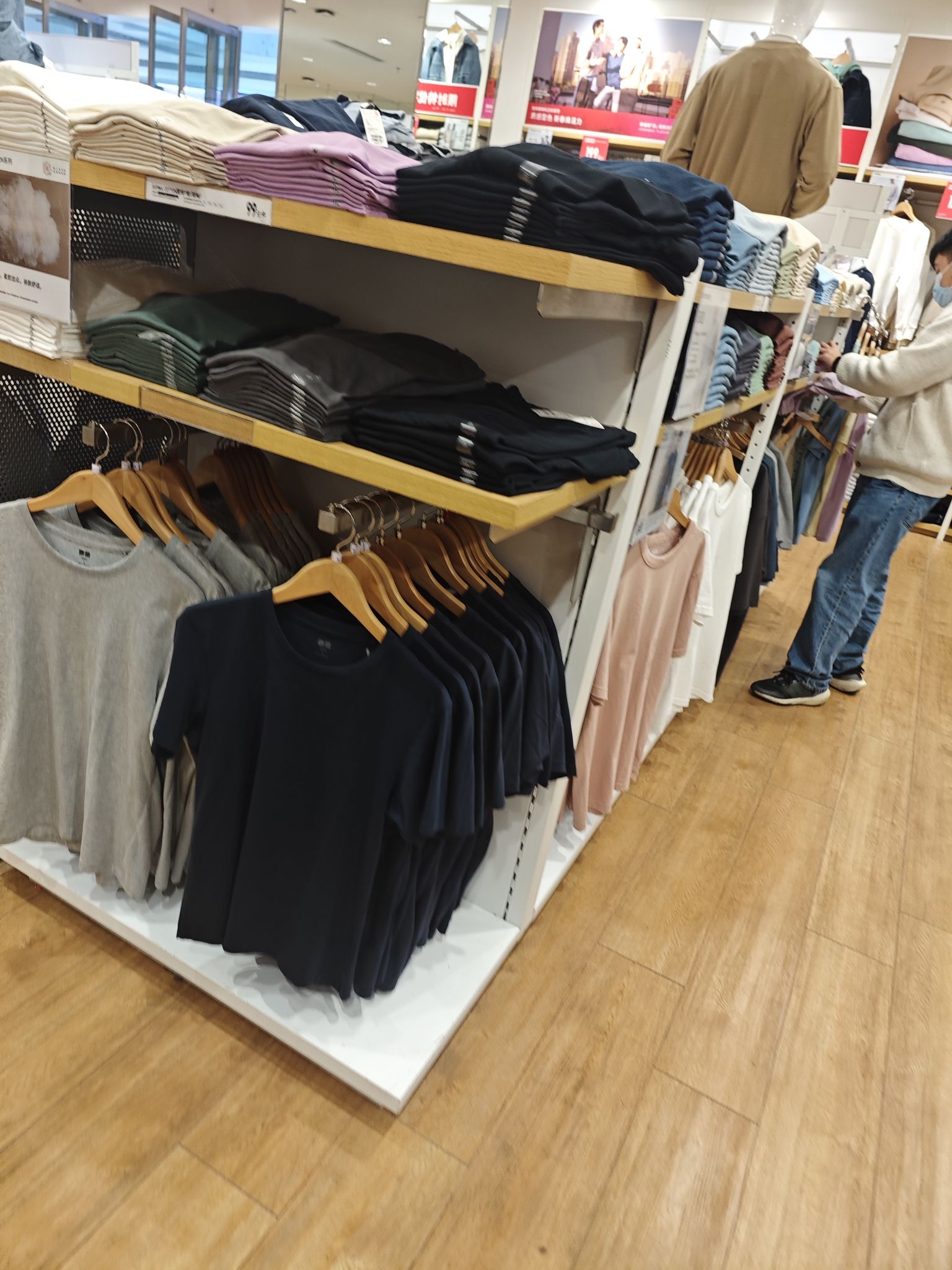 优衣库(南宁江南万达广场店)