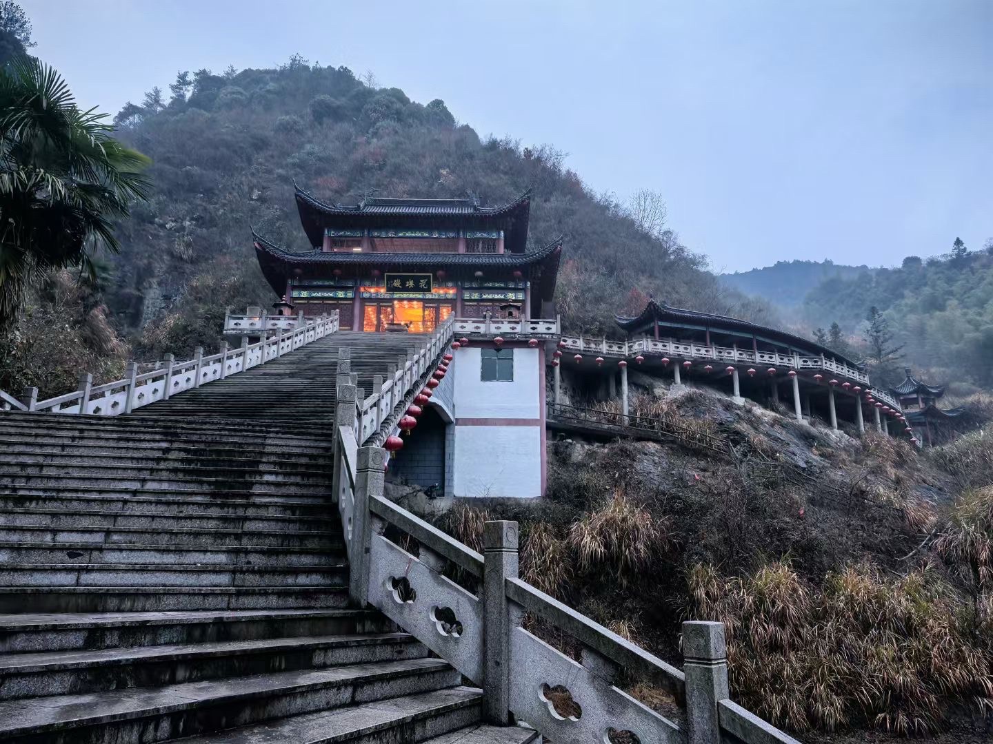 花楼殿旅行图片 1