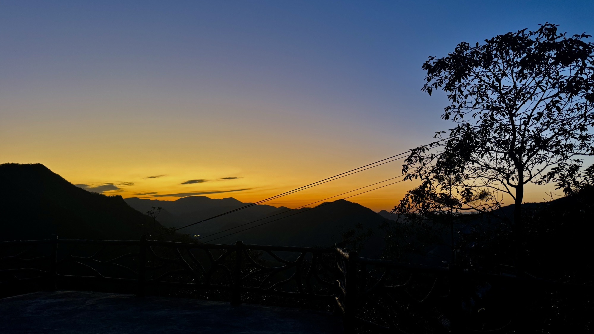 坑头村赛江源人头岩景区旅行图片 3