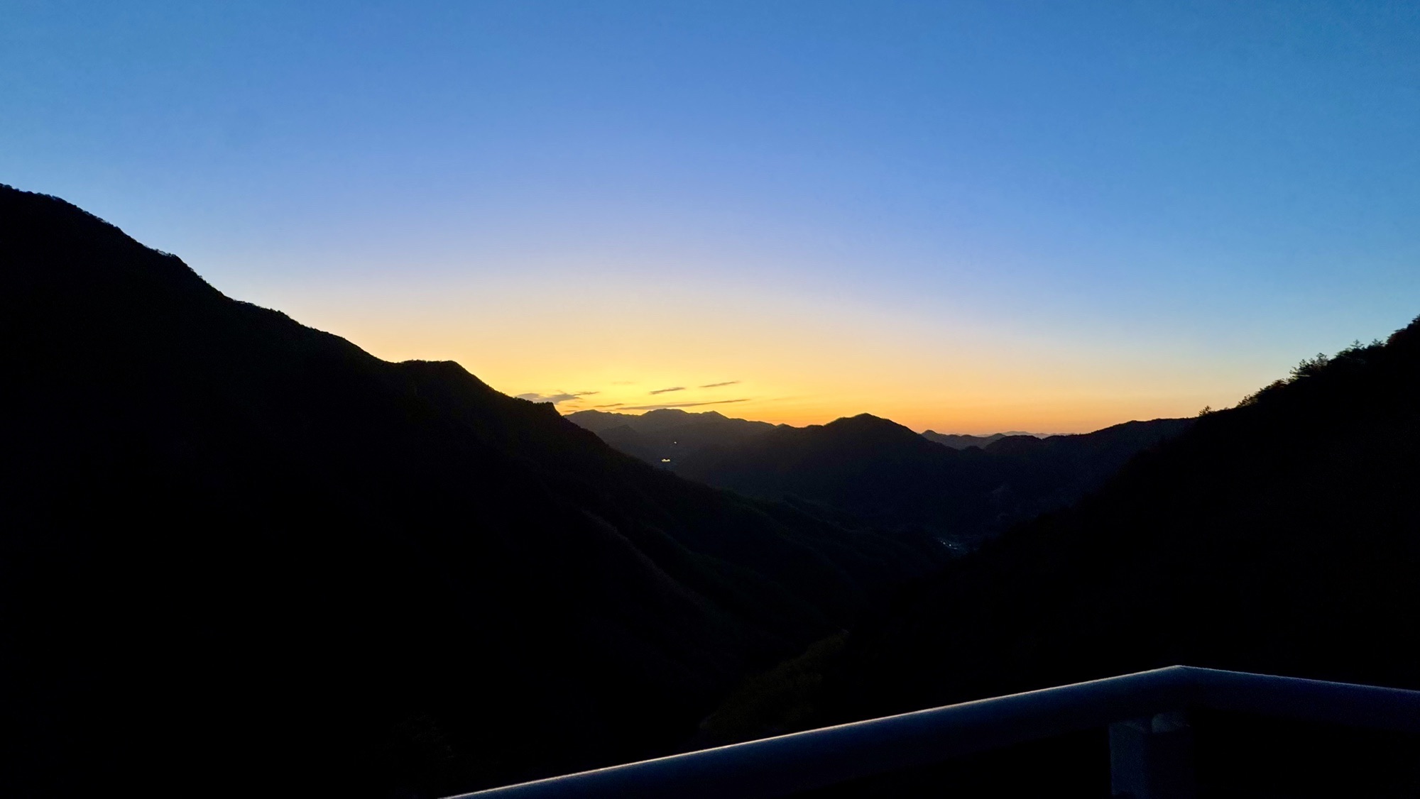 坑头村赛江源人头岩景区旅行图片 1
