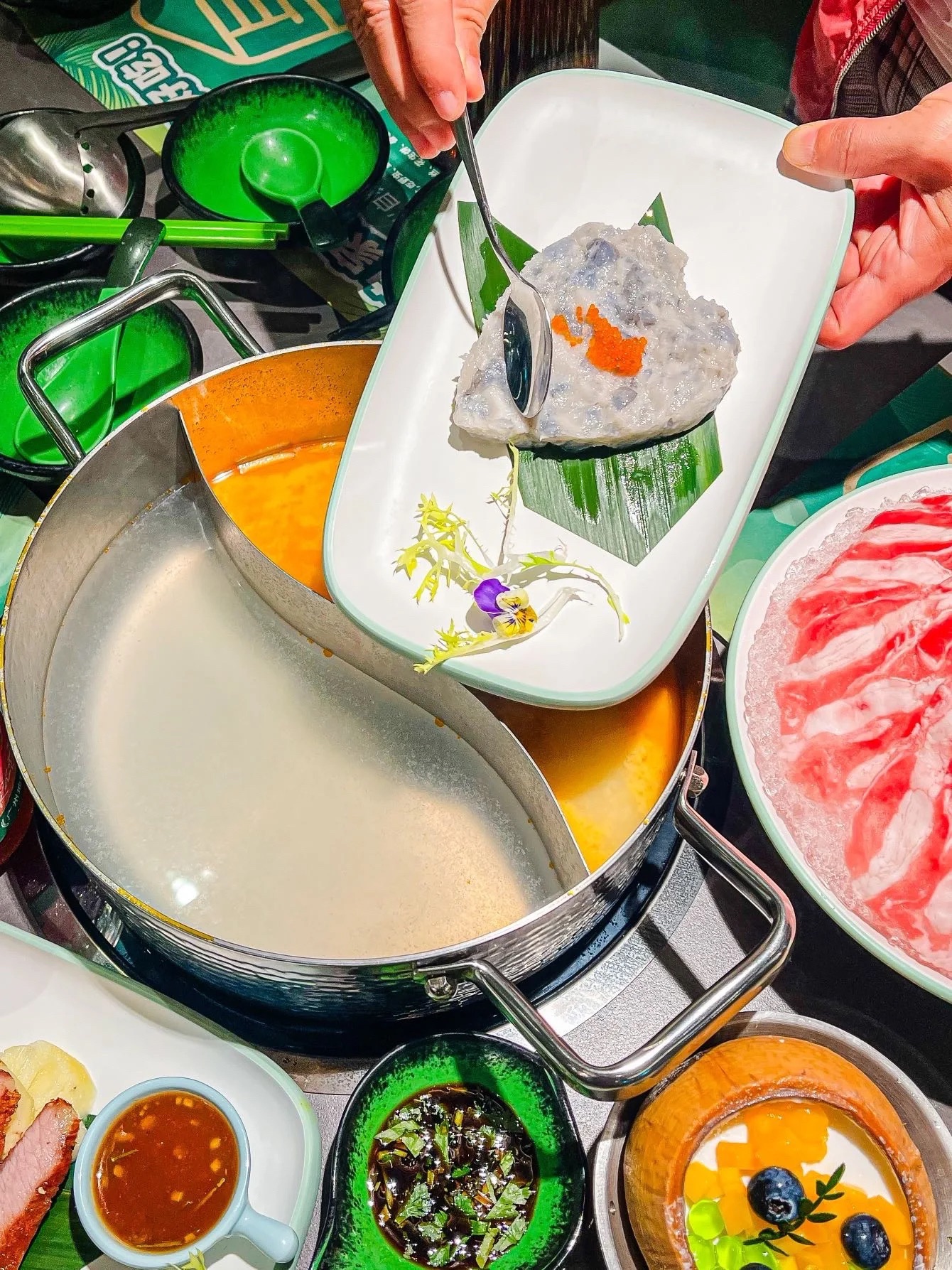 聚汇坊超级椰子鸡(桂城万达广场店)