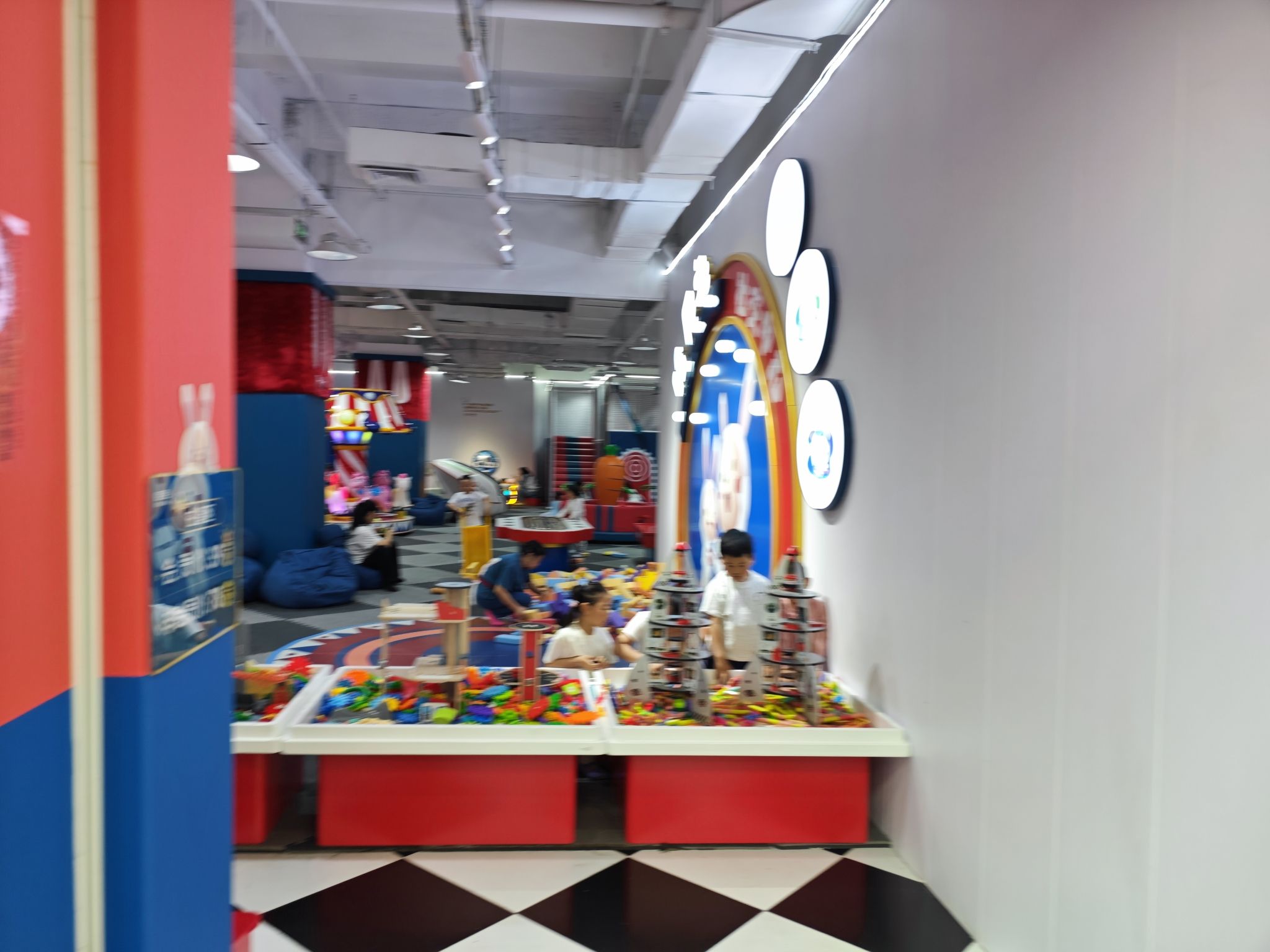 哈尼兔儿童游乐园(大连开发区亿合城店)