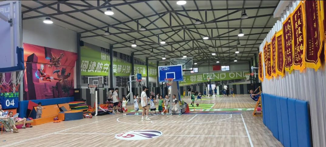 场地封面-AND ONE篮球公园
