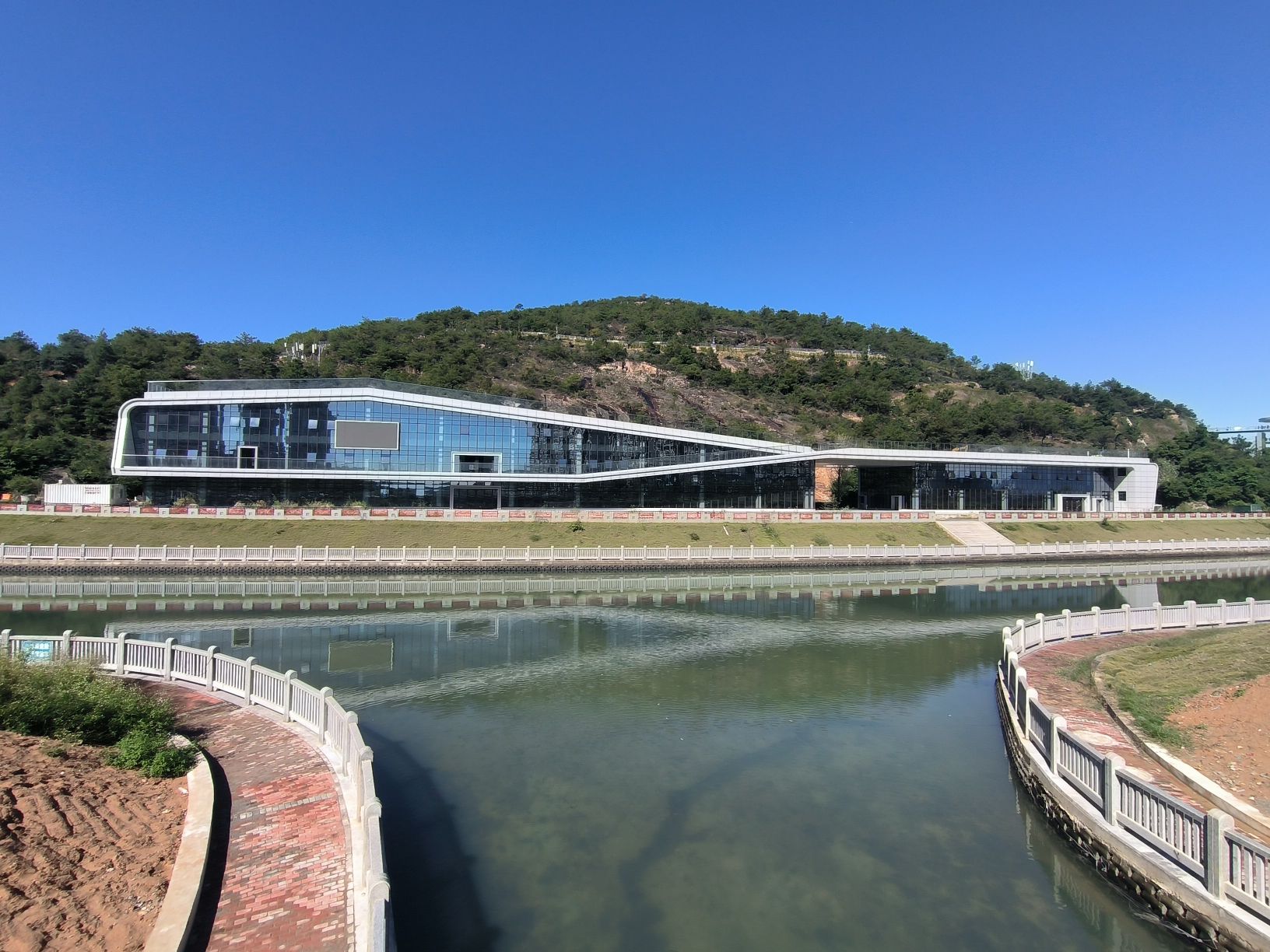 钱岩山郊野公园