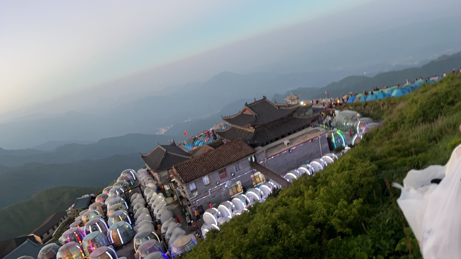 金顶户外帐篷基地