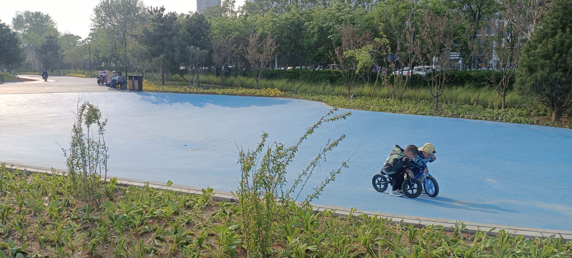 建设大街带状休闲体育公园旅行图片 2