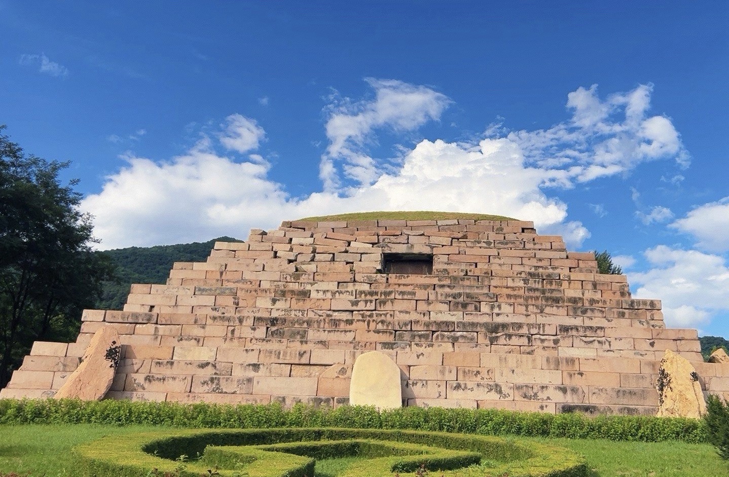 高句丽古墓旅行图片 2
