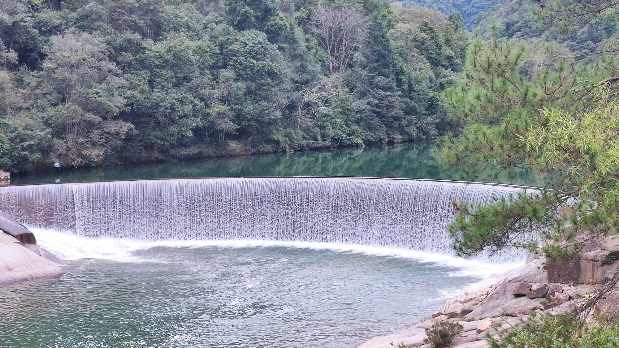 月亮湾旅行图片 1